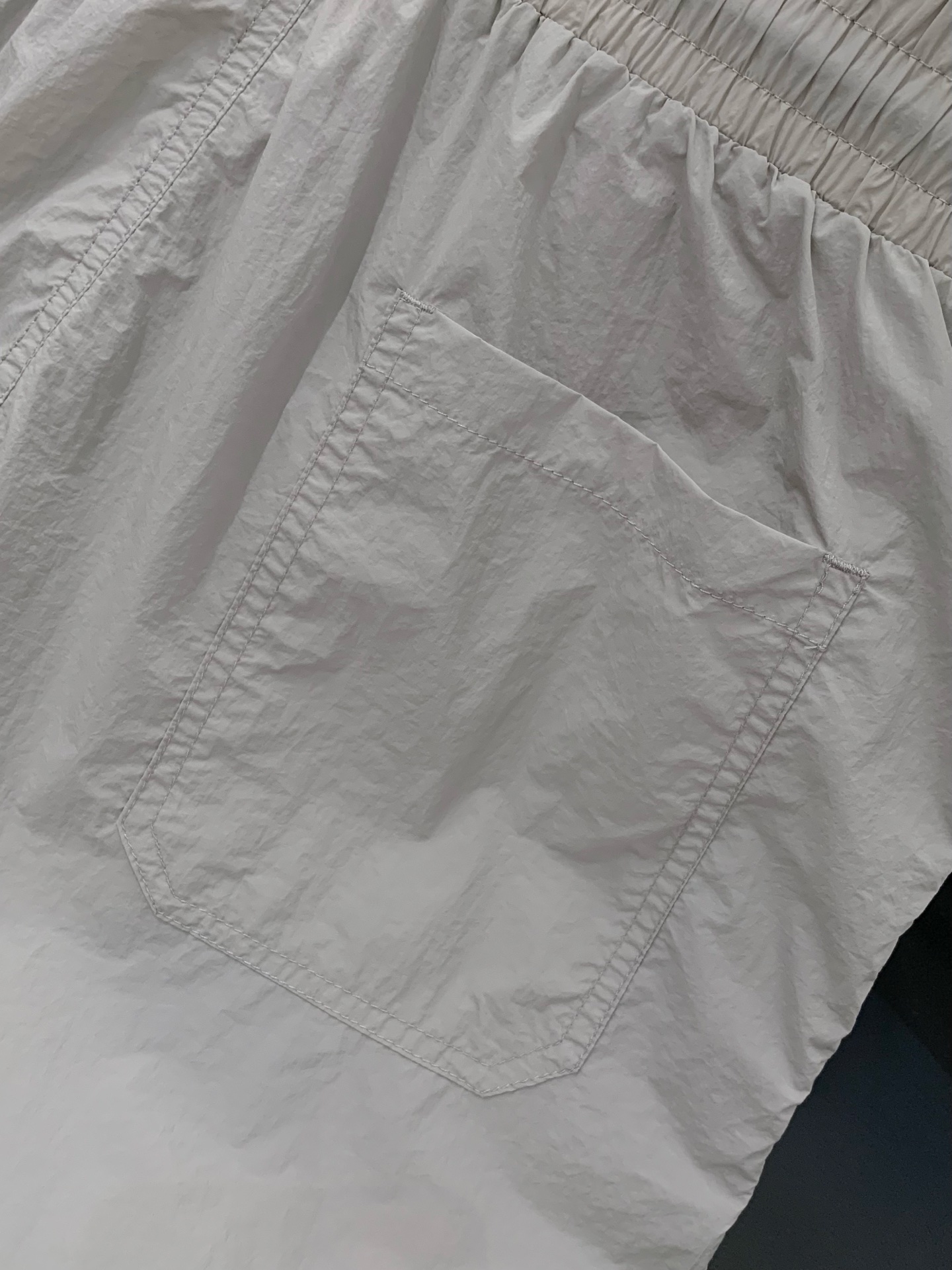 一套，PRADA 普拉达，2026夏季最新品，专柜同步有售，时尚休闲防晒服套装，进口原版面料，做工极为复