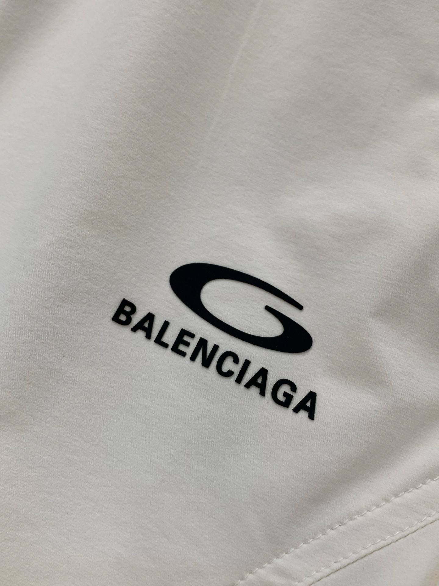 ，Balenciaga 巴黎世家，2026春季最新品，专柜同步有售，原单狠货，时尚休闲裤，进口原版面料，