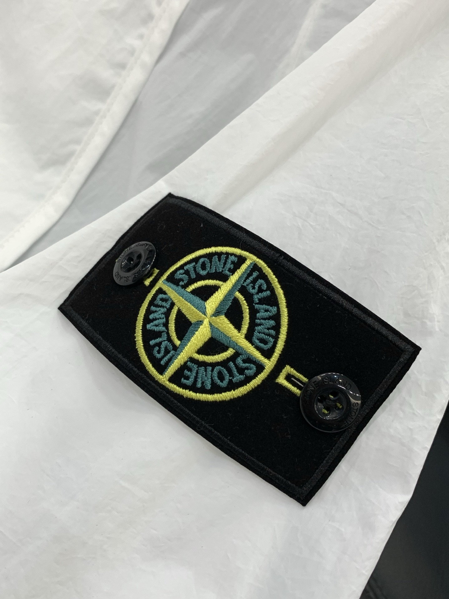 ，Stone Island 石头岛，2026夏季最新款，专柜同步有售，原单狠货，爆款时尚休闲连帽防晒服外