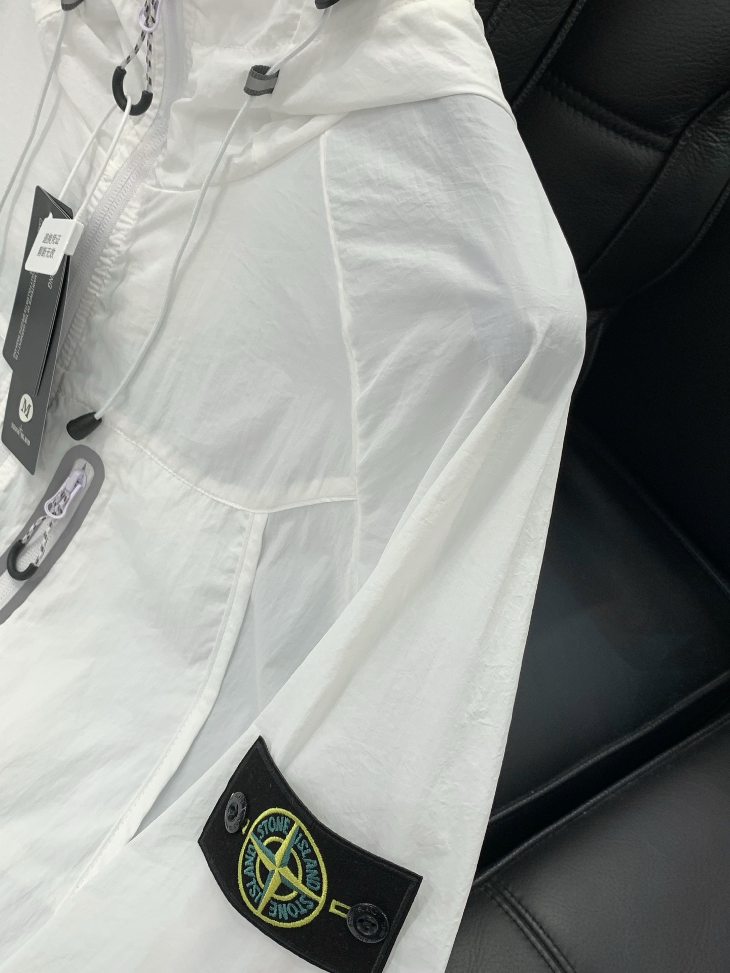 ，Stone Island 石头岛，2026夏季最新款，专柜同步有售，原单狠货，爆款时尚休闲连帽防晒服外