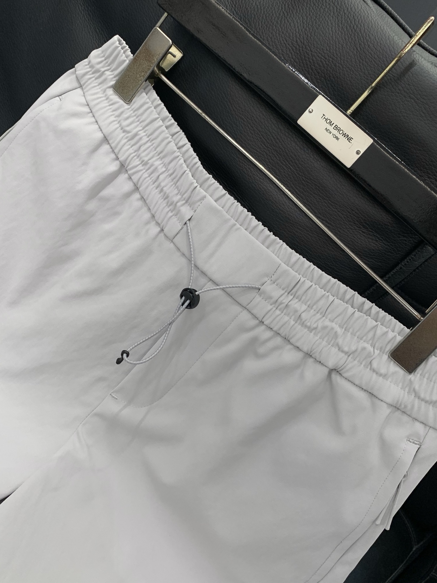 ，Dior 迪奥， 2026夏季新品，专柜同步有售，简约时尚休闲短裤，原版进口面料，舒适透气，顶级印花工