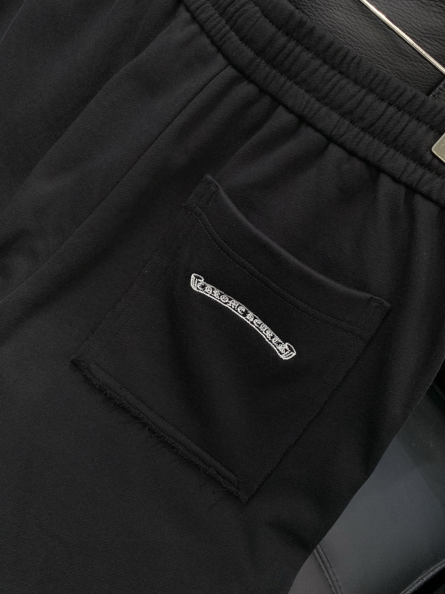 ，Chrome Hearts 克罗心，2026夏季新品，专柜同步有售，原单狠货，时尚休闲短裤，采用进口原