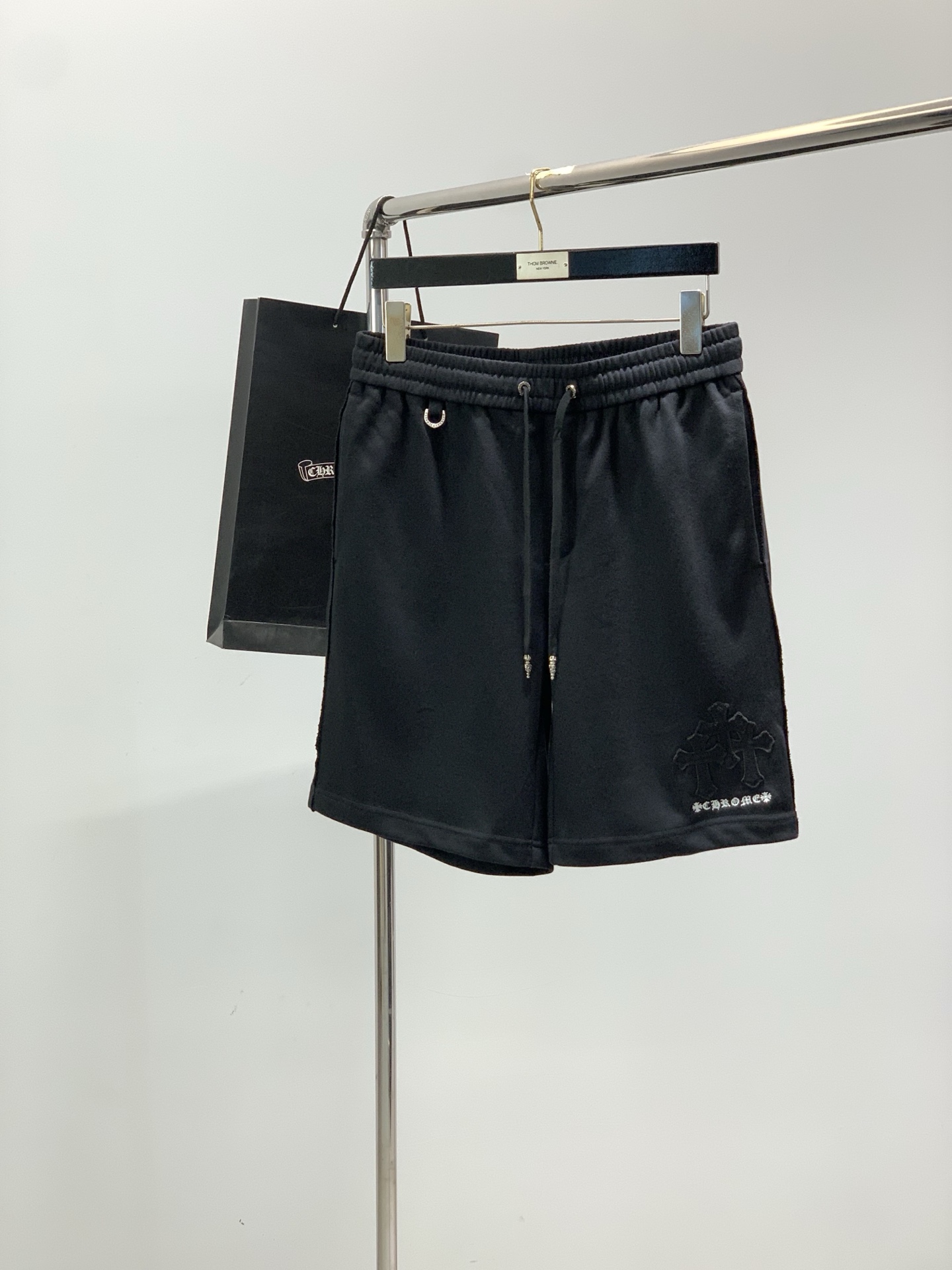 ，Chrome Hearts 克罗心，2026夏季新品，专柜同步有售，原单狠货，时尚休闲短裤，采用进口原