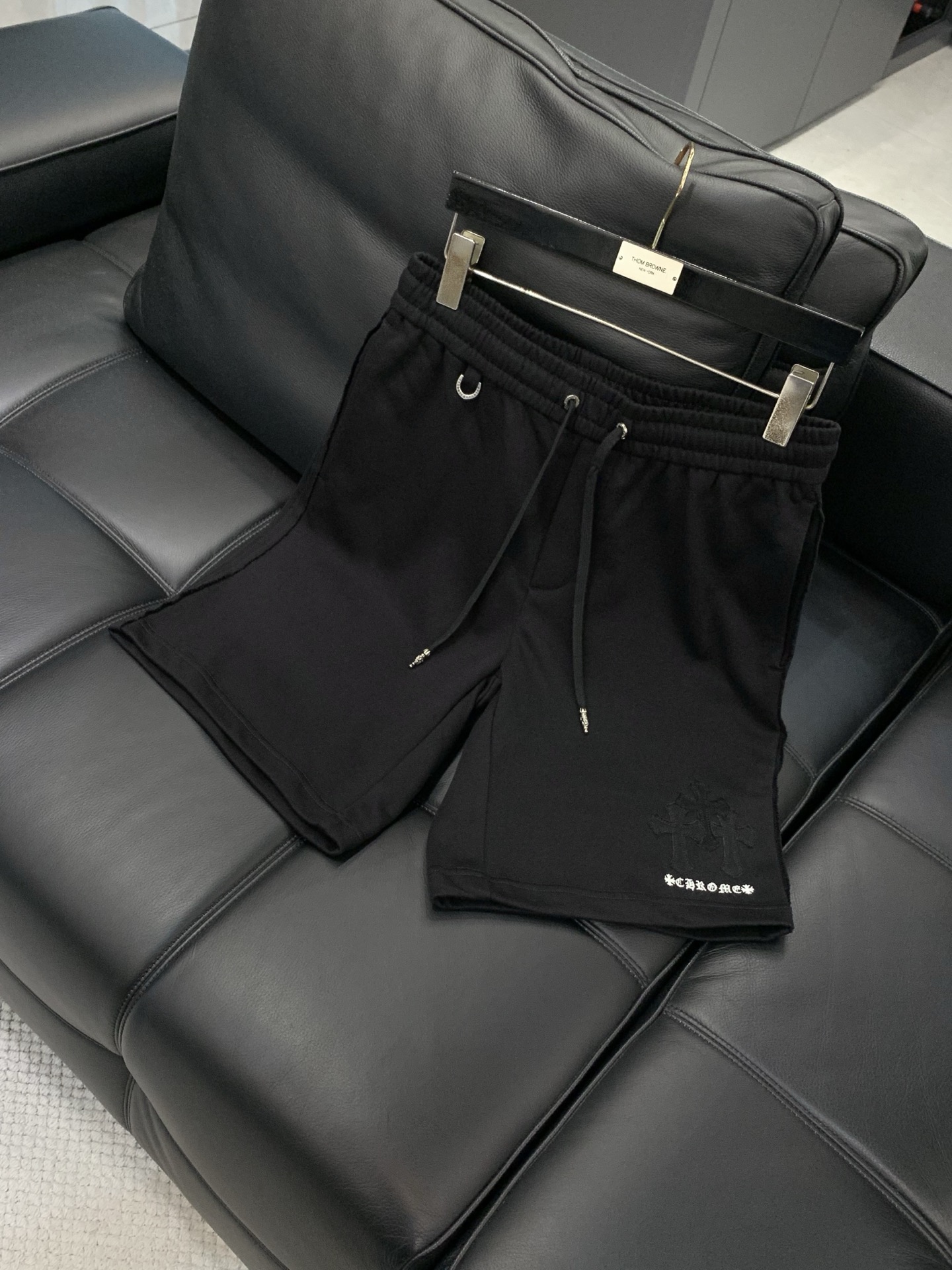 ，Chrome Hearts 克罗心，2026夏季新品，专柜同步有售，原单狠货，时尚休闲短裤，采用进口原