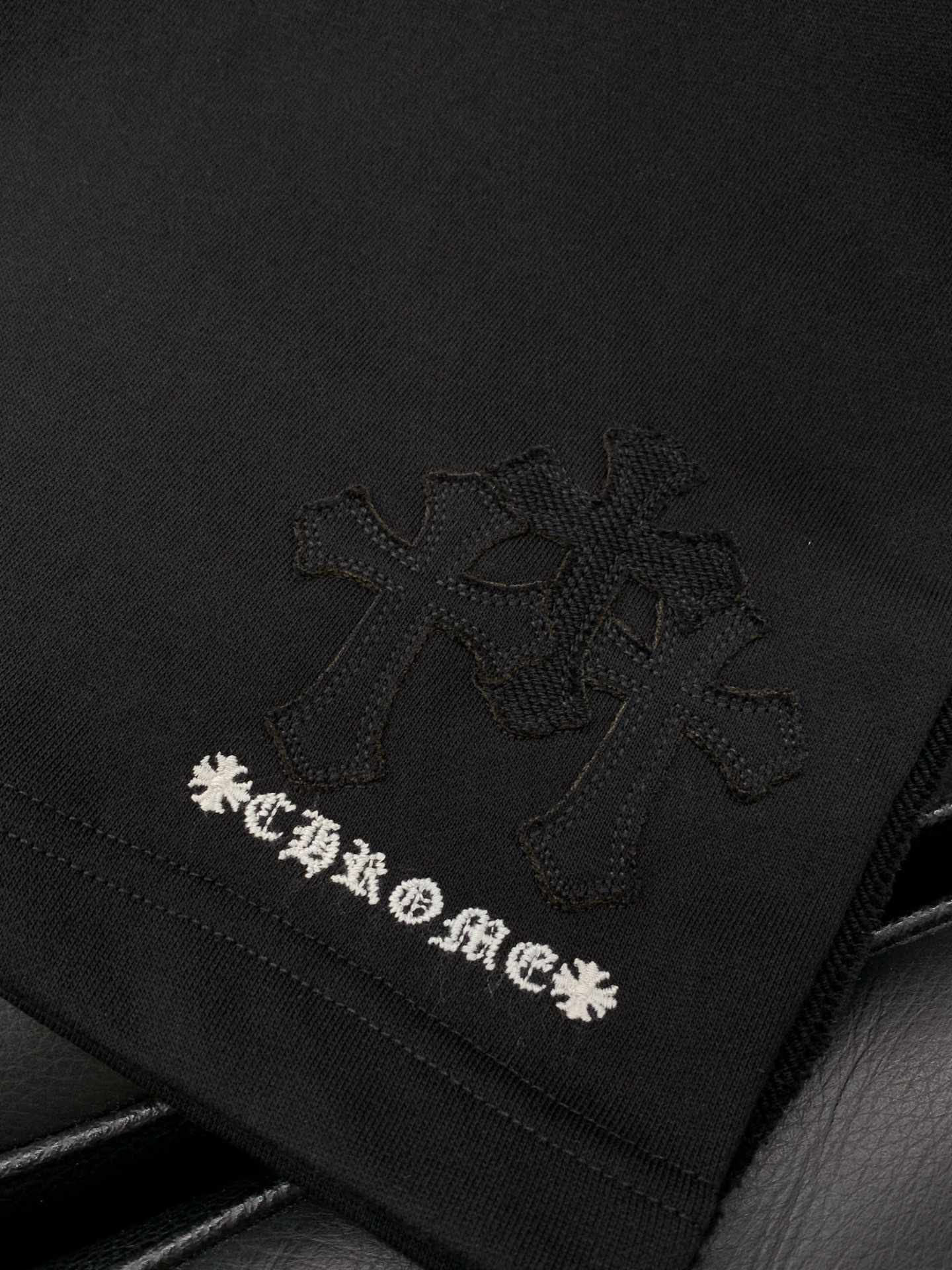 ，Chrome Hearts 克罗心，2026夏季新品，专柜同步有售，原单狠货，时尚休闲短裤，采用进口原