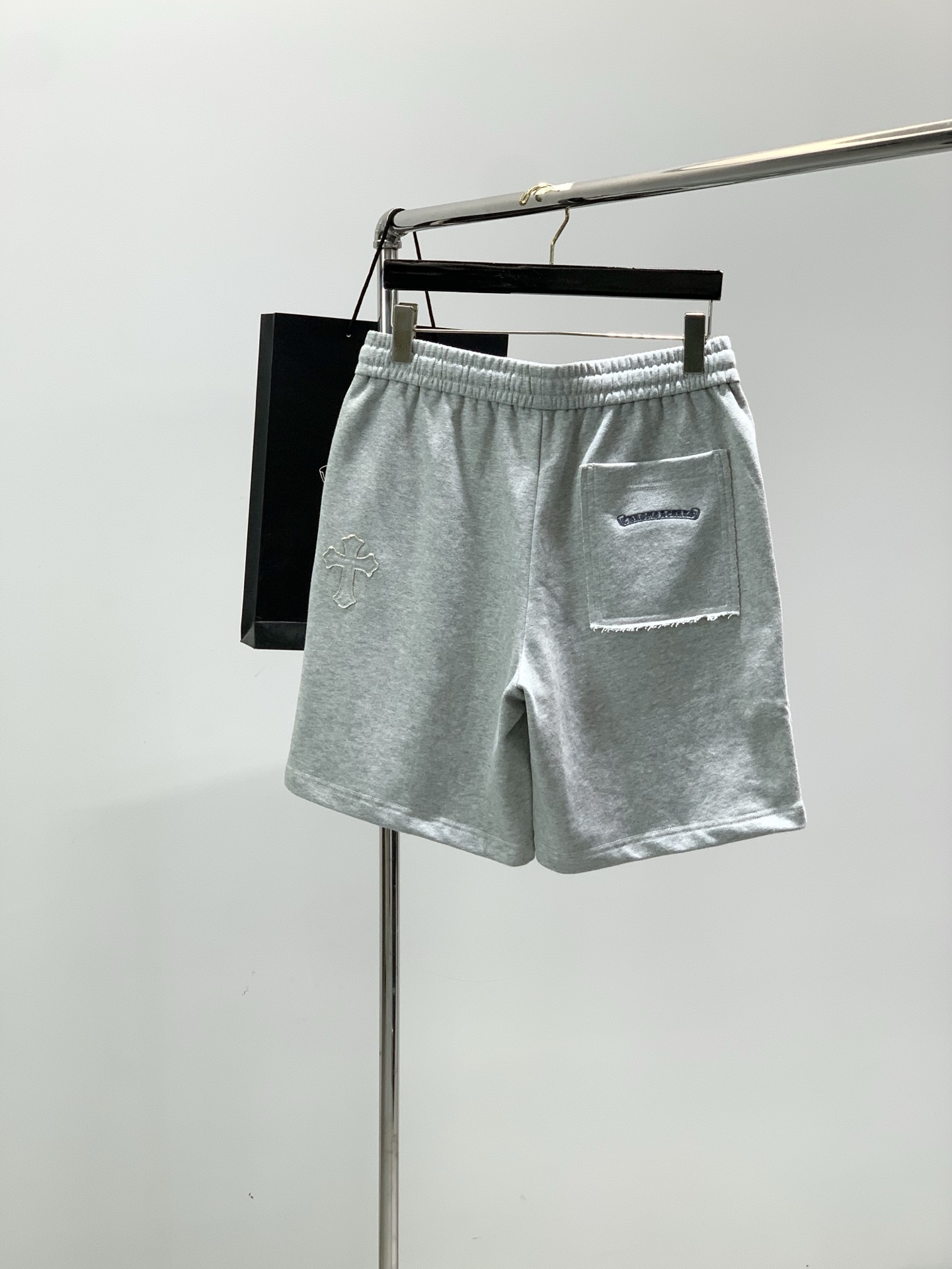 ，Chrome Hearts 克罗心，2026夏季新品，专柜同步有售，原单狠货，时尚休闲短裤，采用进口原