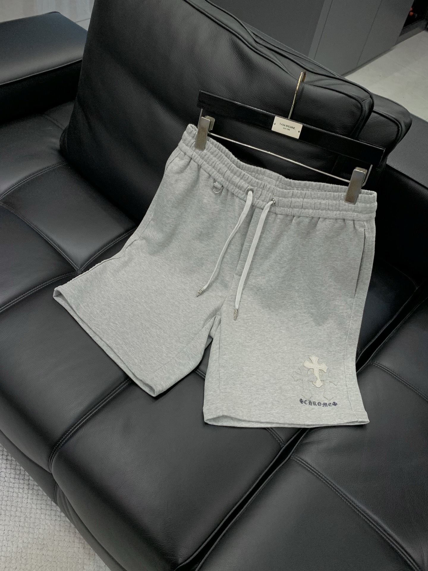 ，Chrome Hearts 克罗心，2026夏季新品，专柜同步有售，原单狠货，时尚休闲短裤，采用进口原