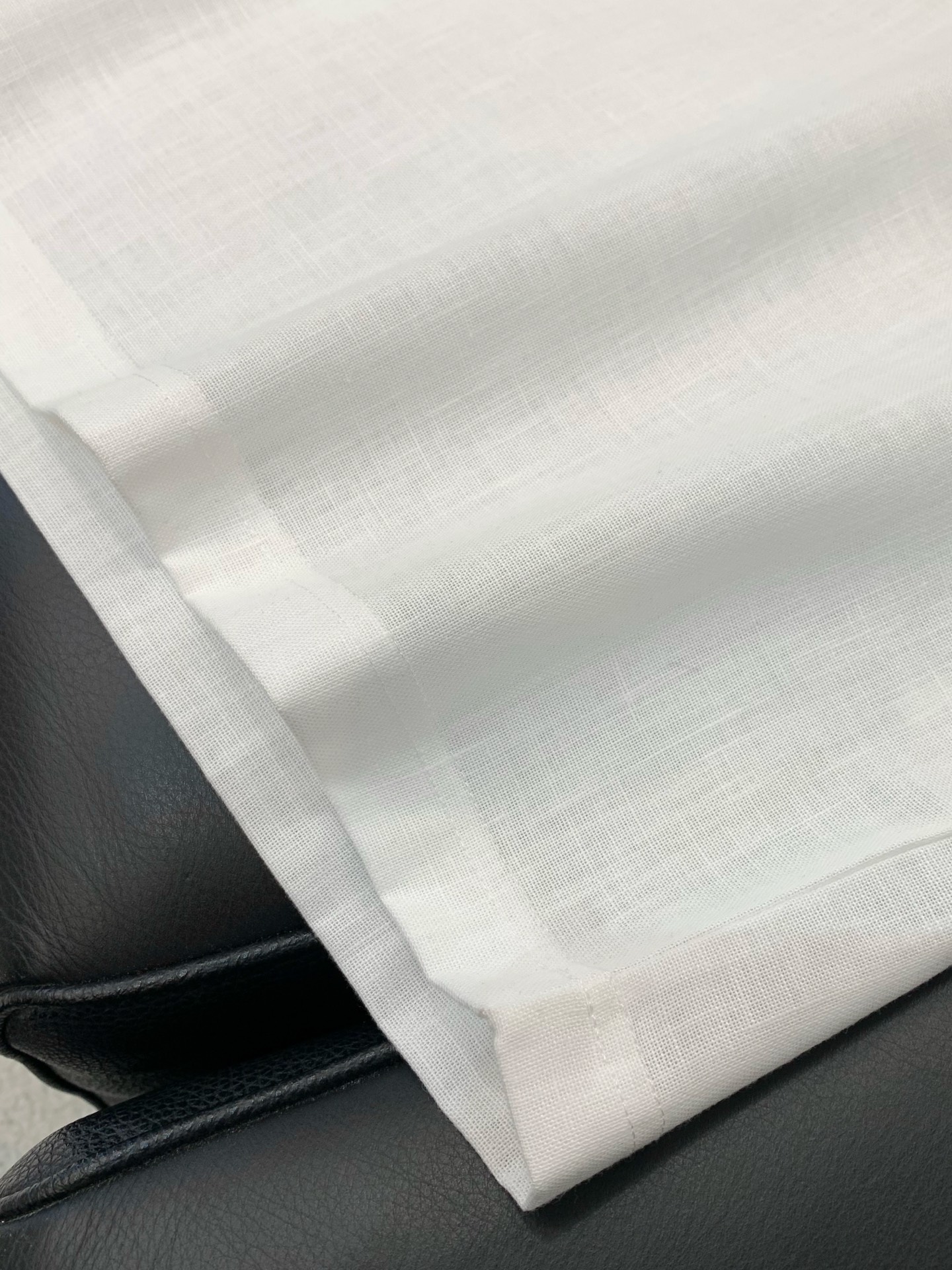 一套，LouisVuitton 路易威登，2026夏季最新款，专柜同步有售，原单狠货，时尚休闲短袖套装，