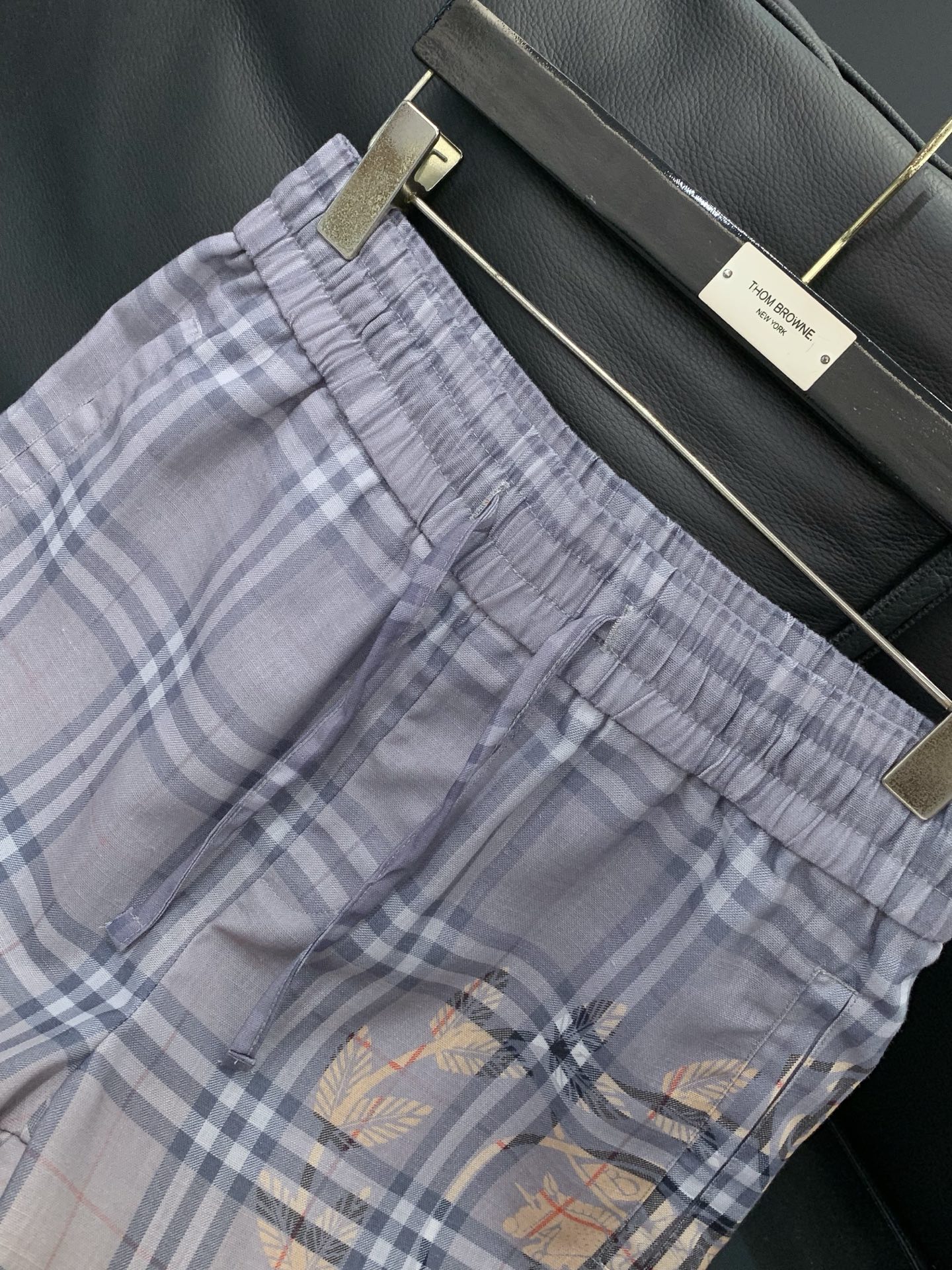 一套，Burberry 巴宝莉，2026夏季最新品，专柜同步有售，原单狠货，时尚休闲套装，进口原版面料，