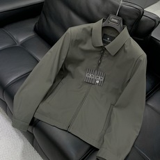 ,ZEGNA 杰尼亚 翻领商务深蓝色休闲行政夹克外套!简约时尚的三维裁剪,工艺独特,看似简单,实际人工造 ,ZEGNA 杰尼亚 翻领商务深蓝色休闲行政夹克外套!简约时尚的三维裁剪,工艺独特,看似简单,实际人工造