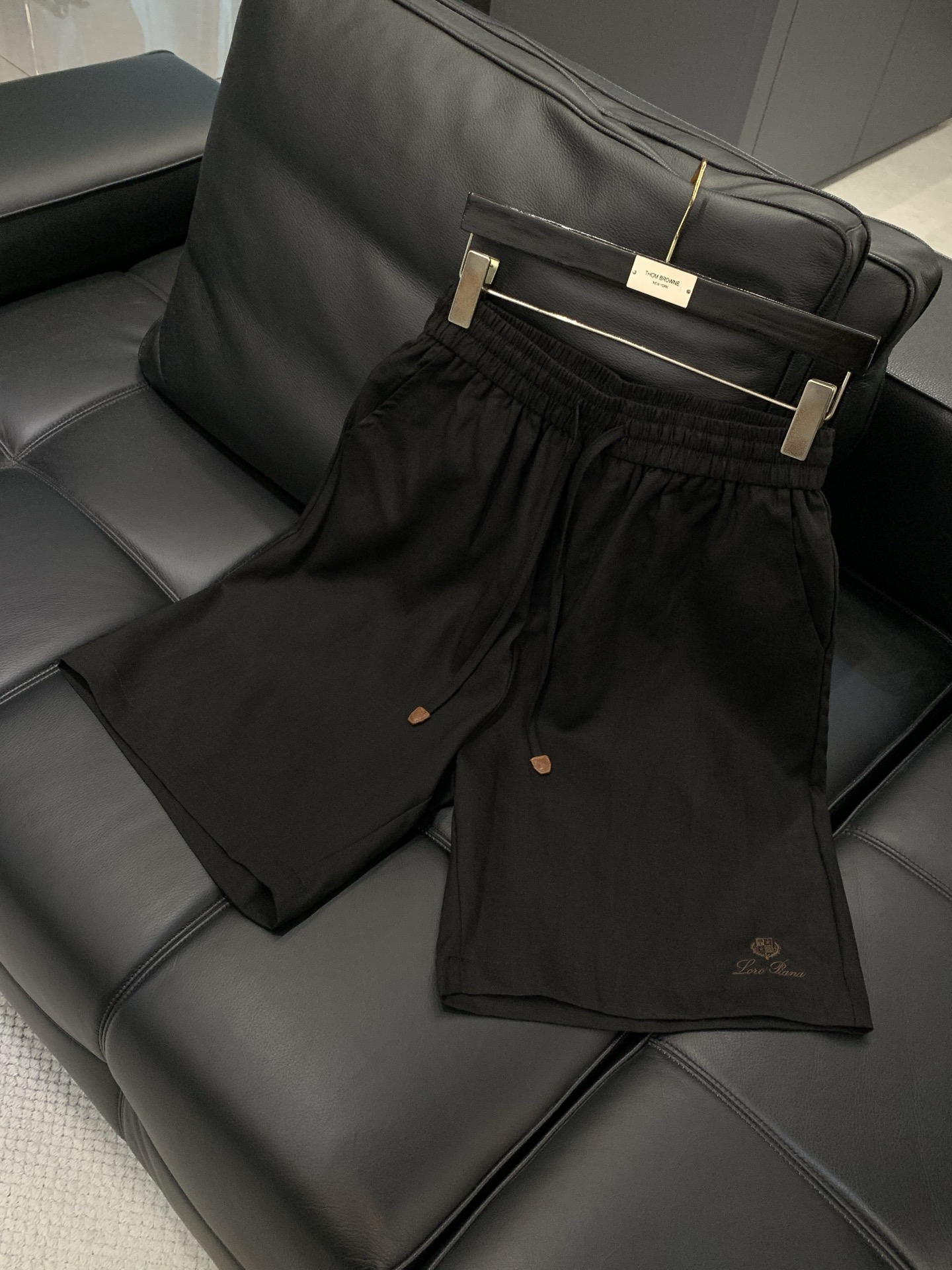 ，Loro Piana(Loro Piana )，2026春夏季最新品，专柜同步有售，原单狠货，时尚休闲