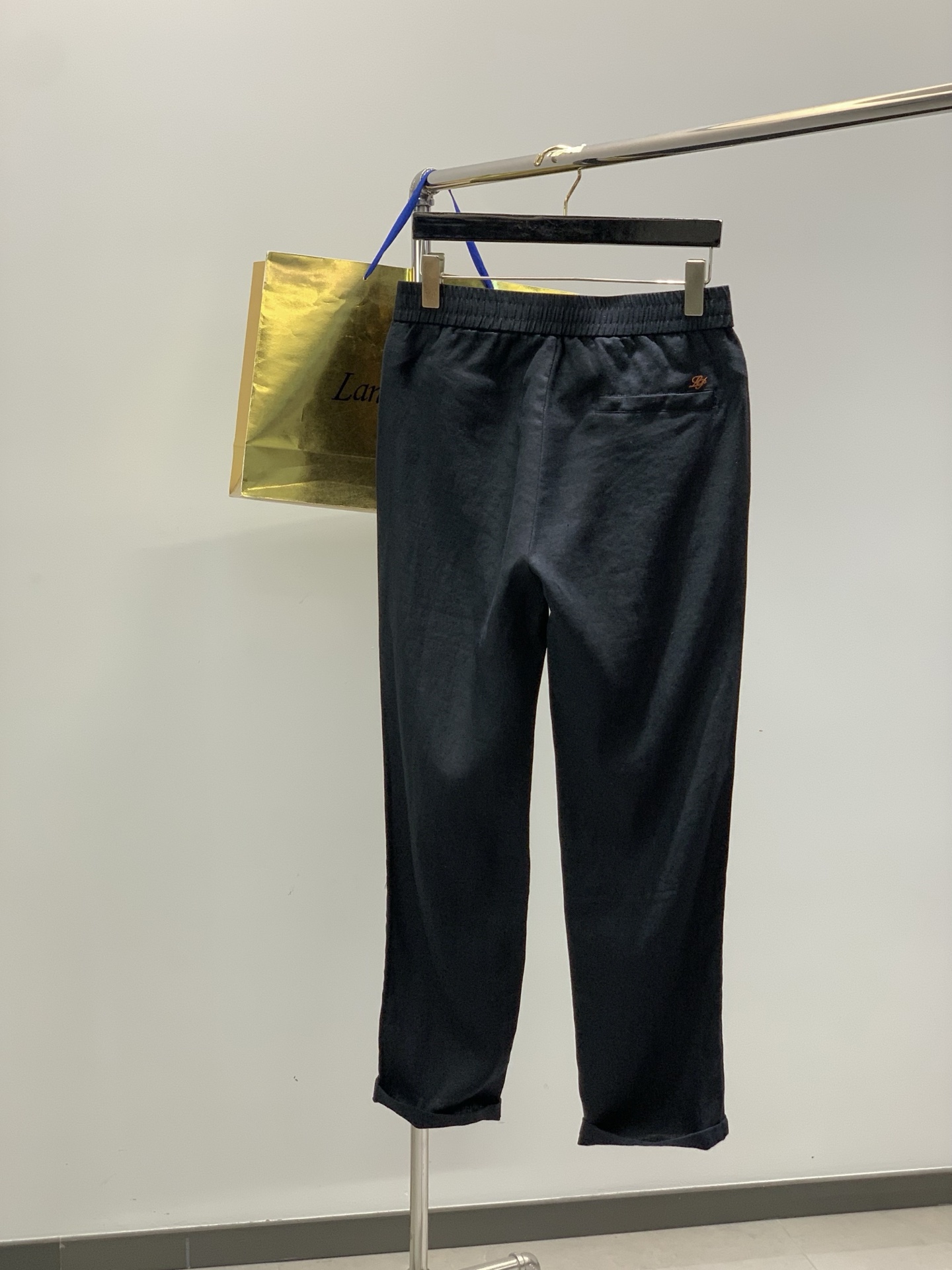 ，Loro Piana(Loro Piana )，2026春季最新品，专柜同步有售，原单狠货，时尚休闲裤