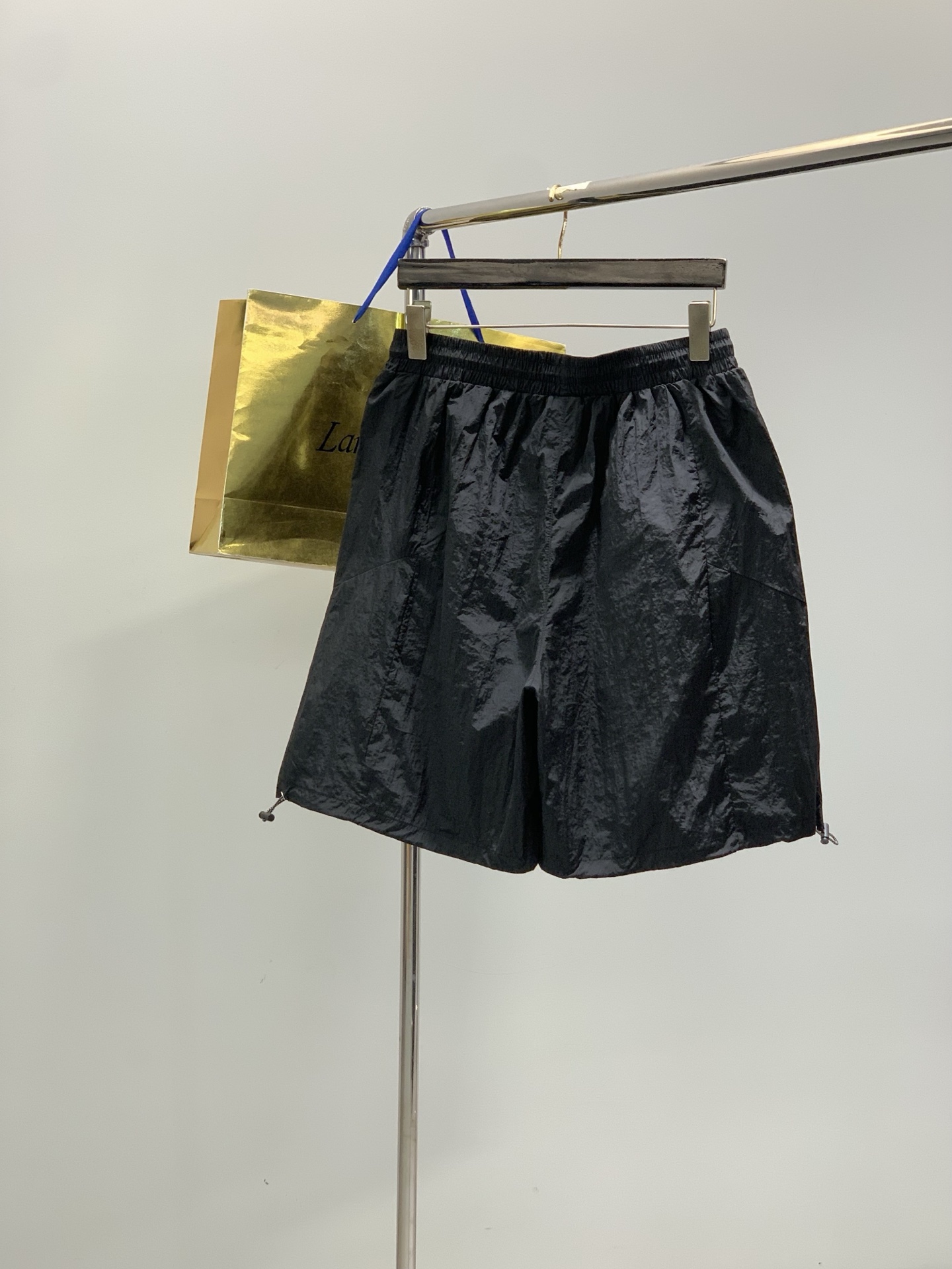 ，Stone Island石头岛，2026夏季最新款，专柜同步有售，原单狠货，爆款时尚休闲短裤，进口原版
