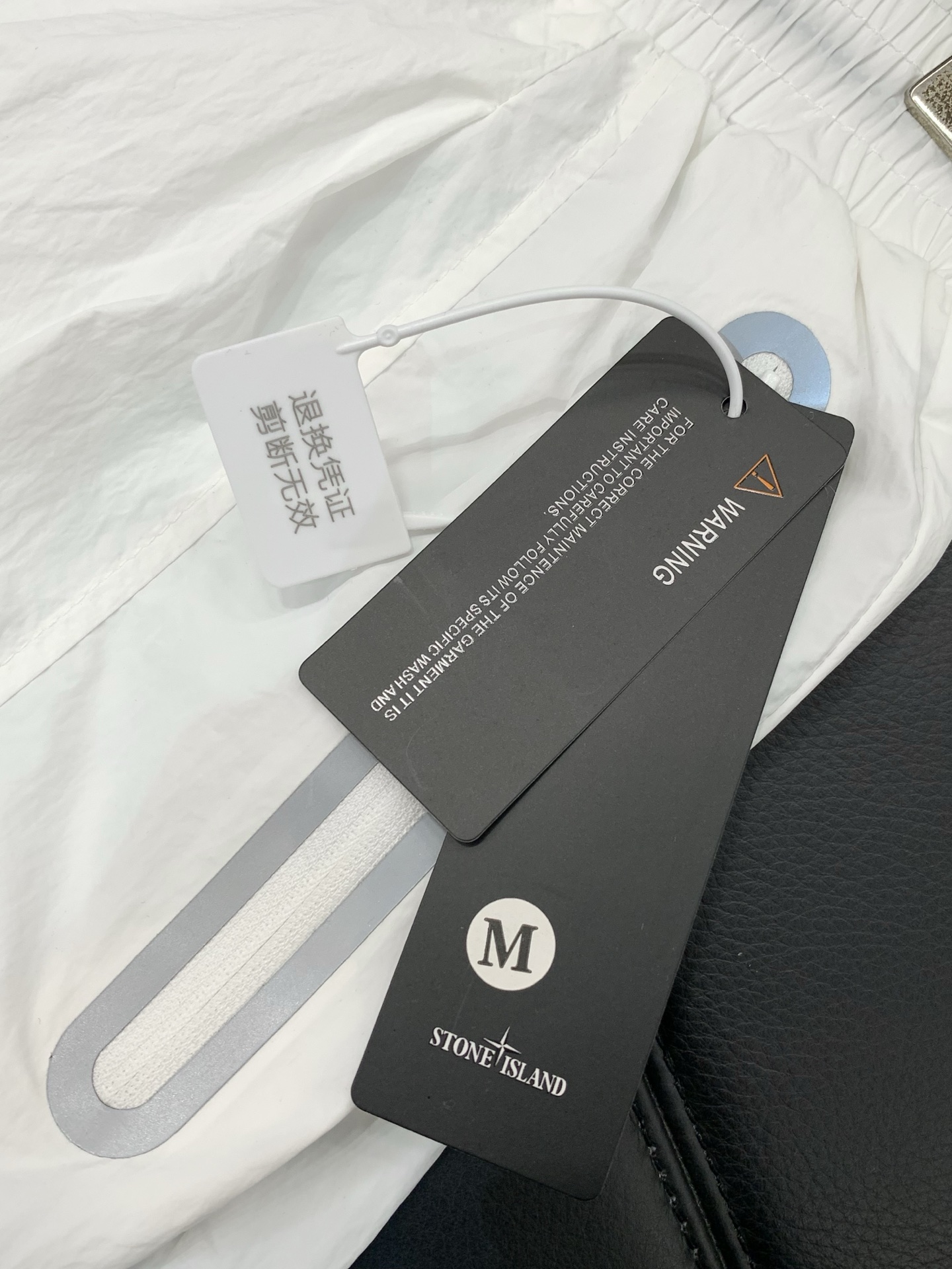 ，Stone Island石头岛，2026夏季最新款，专柜同步有售，原单狠货，爆款时尚休闲短裤，进口原版