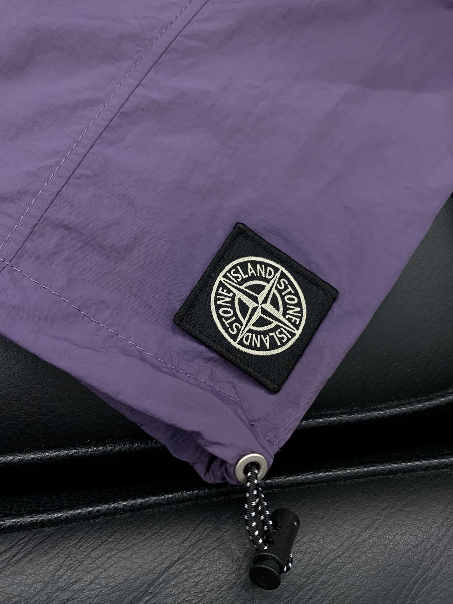 ，Stone Island石头岛，2026夏季最新款，专柜同步有售，原单狠货，爆款时尚休闲短裤，进口原版