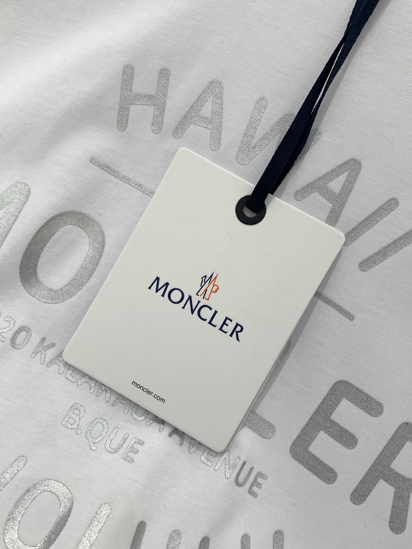 ，Moncler 蒙口，2026夏季最新品，专柜同步有售，原单狠货，时尚休闲圆领短袖T恤，上身舒适！吸睛