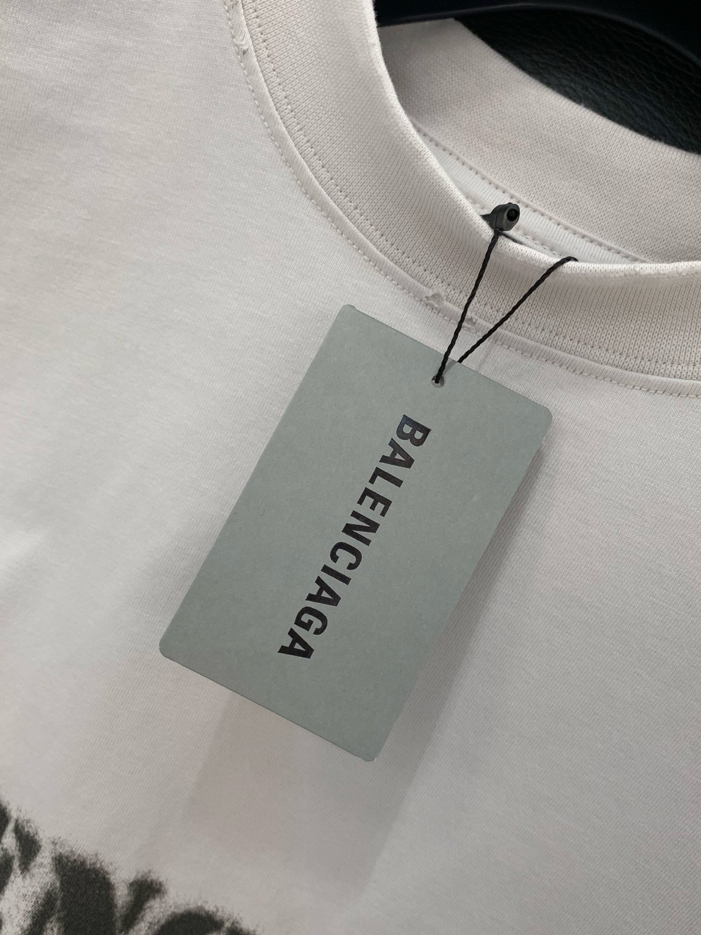 ，Balenciaga 巴黎世家，2026夏季最新款，专柜同步有售，原单狠货，爆款时尚休闲圆领短袖T恤，
