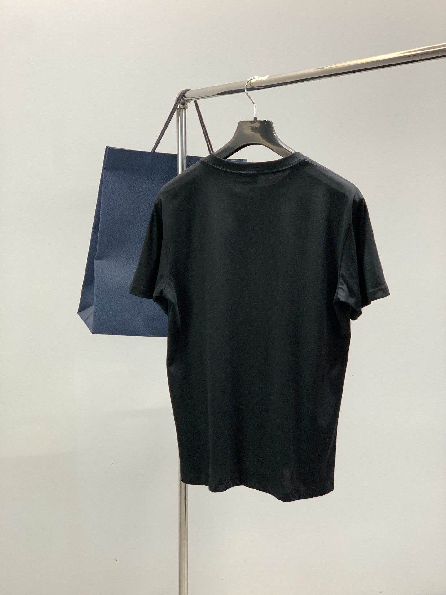 ，Dior 迪奥， 2026夏季新品，专柜同步有售，简约时尚休闲圆领短袖T恤，原版进口面料，舒适透气，顶