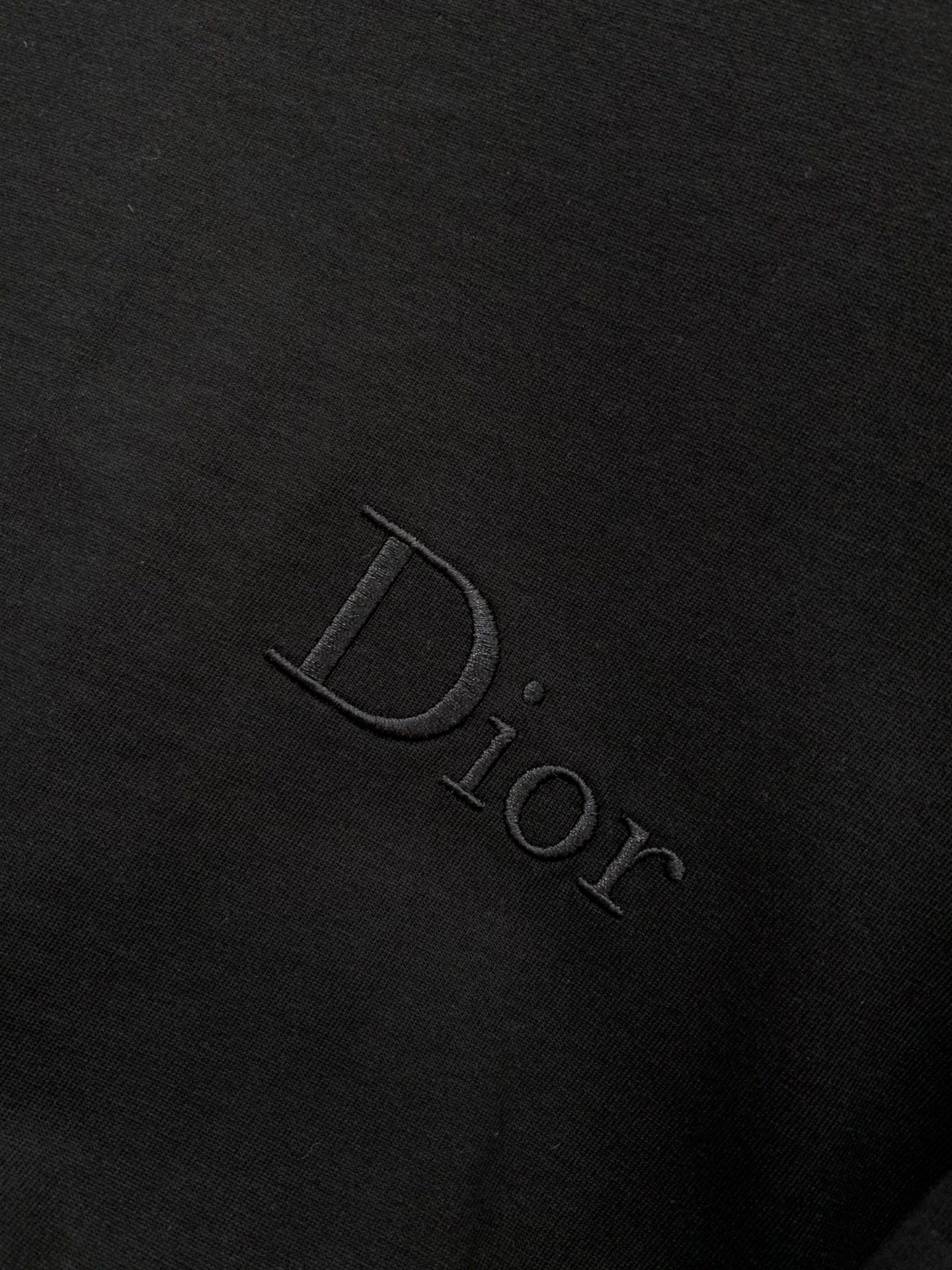 ，Dior 迪奥， 2026夏季新品，专柜同步有售，简约时尚休闲圆领短袖T恤，原版进口面料，舒适透气，顶
