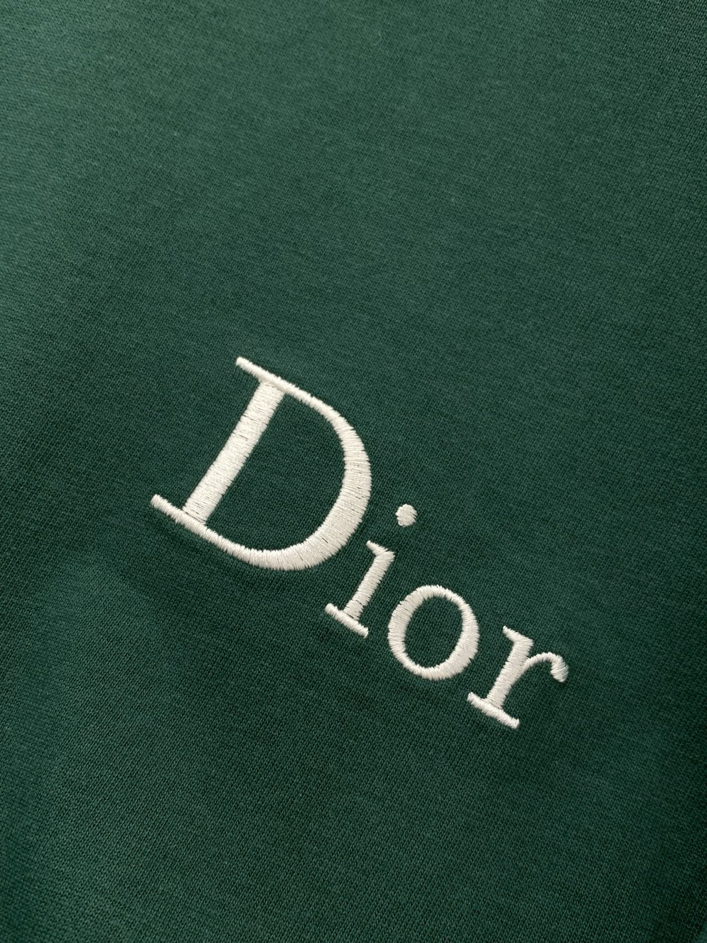 ，Dior 迪奥， 2026夏季新品，专柜同步有售，简约时尚休闲圆领短袖T恤，原版进口面料，舒适透气，顶