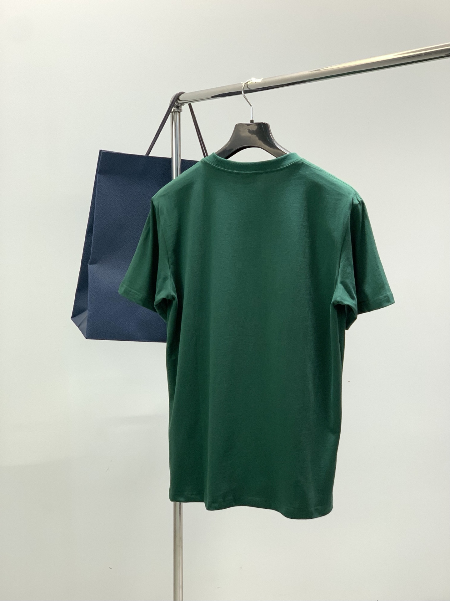 ，Dior 迪奥， 2026夏季新品，专柜同步有售，简约时尚休闲圆领短袖T恤，原版进口面料，舒适透气，顶