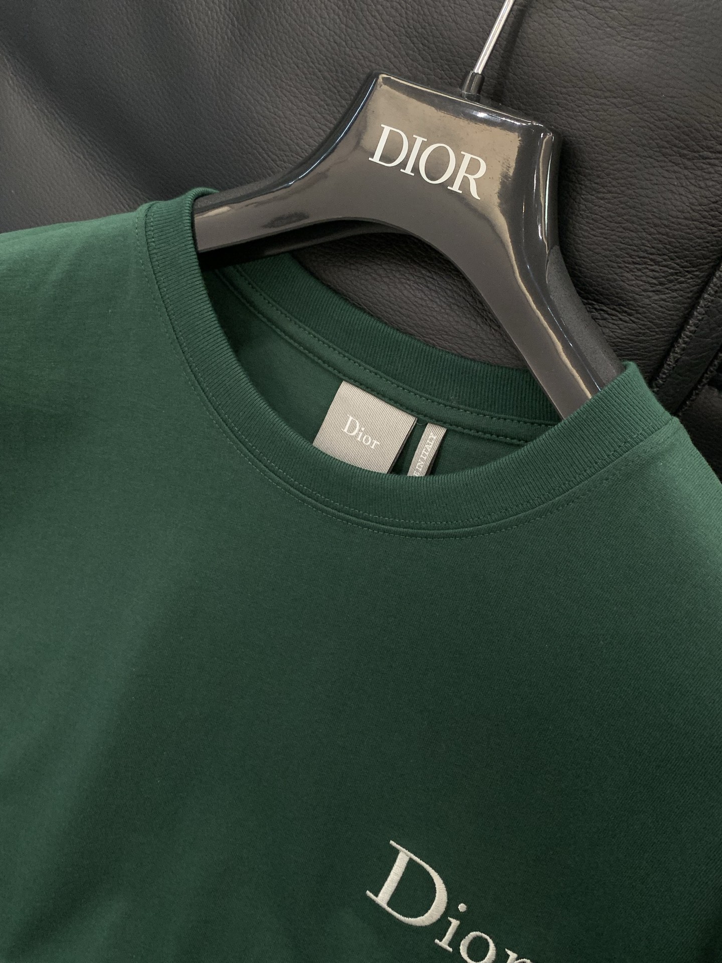 ，Dior 迪奥， 2026夏季新品，专柜同步有售，简约时尚休闲圆领短袖T恤，原版进口面料，舒适透气，顶