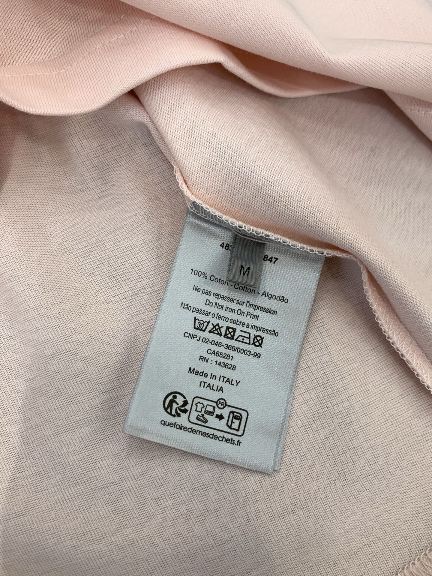 ，Dior 迪奥， 2026夏季新品，专柜同步有售，简约时尚休闲圆领短袖T恤，原版进口面料，舒适透气，顶