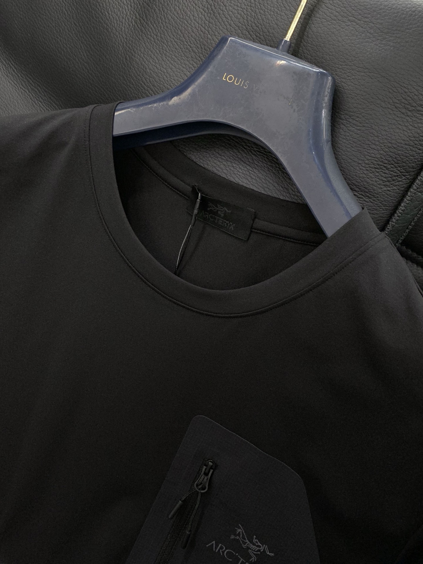 ，ARCTERYX 始祖鸟，2026夏季AW新品，时尚休闲圆领短袖T恤，专柜同步有售，原单狠货，进口原版
