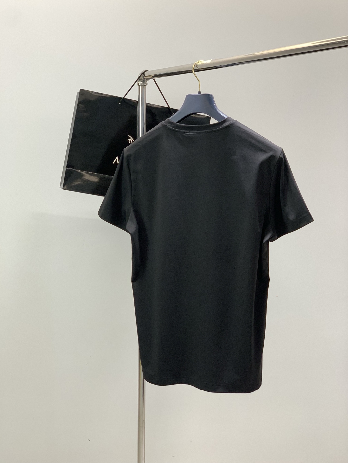 ，ARCTERYX 始祖鸟，2026夏季AW新品，时尚休闲圆领短袖T恤，专柜同步有售，原单狠货，进口原版