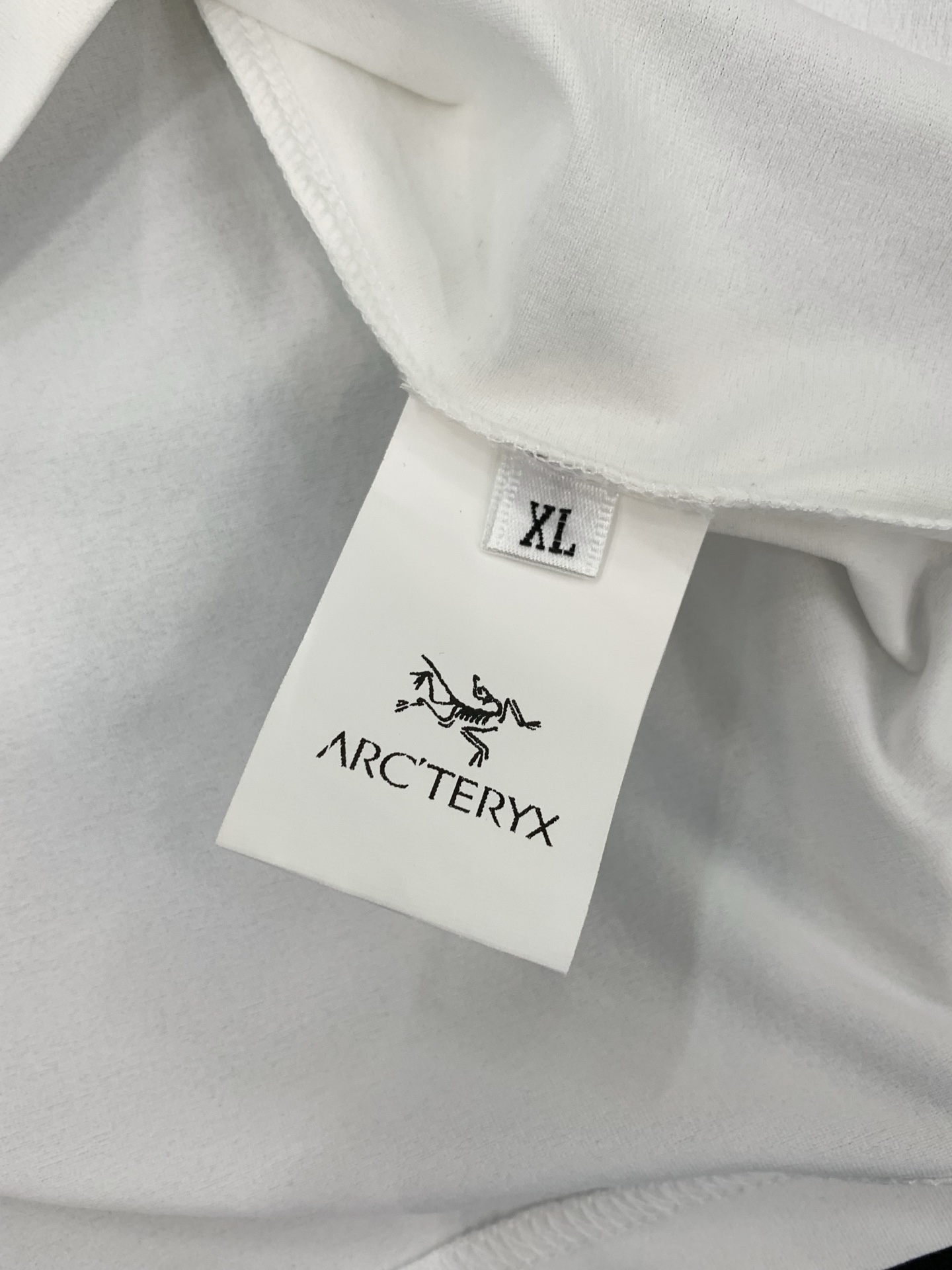 ，ARCTERYX 始祖鸟，2026夏季AW新品，时尚休闲圆领短袖T恤，专柜同步有售，原单狠货，进口原版