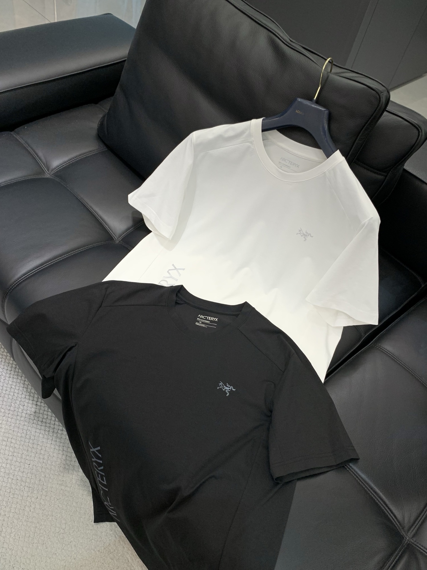 ，ARCTERYX 始祖鸟，2026夏季AW新品，时尚休闲圆领短袖T恤，专柜同步有售，原单狠货，进口原版