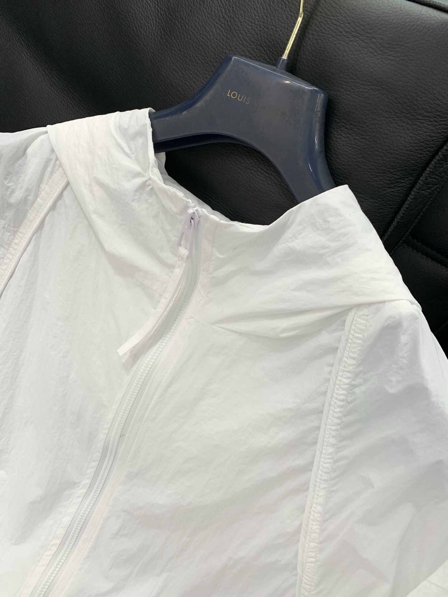 一套，Balenciaga 巴黎世家，2026春夏最新款，专柜同步有售，原单狠货，爆款时尚休闲套装，进口