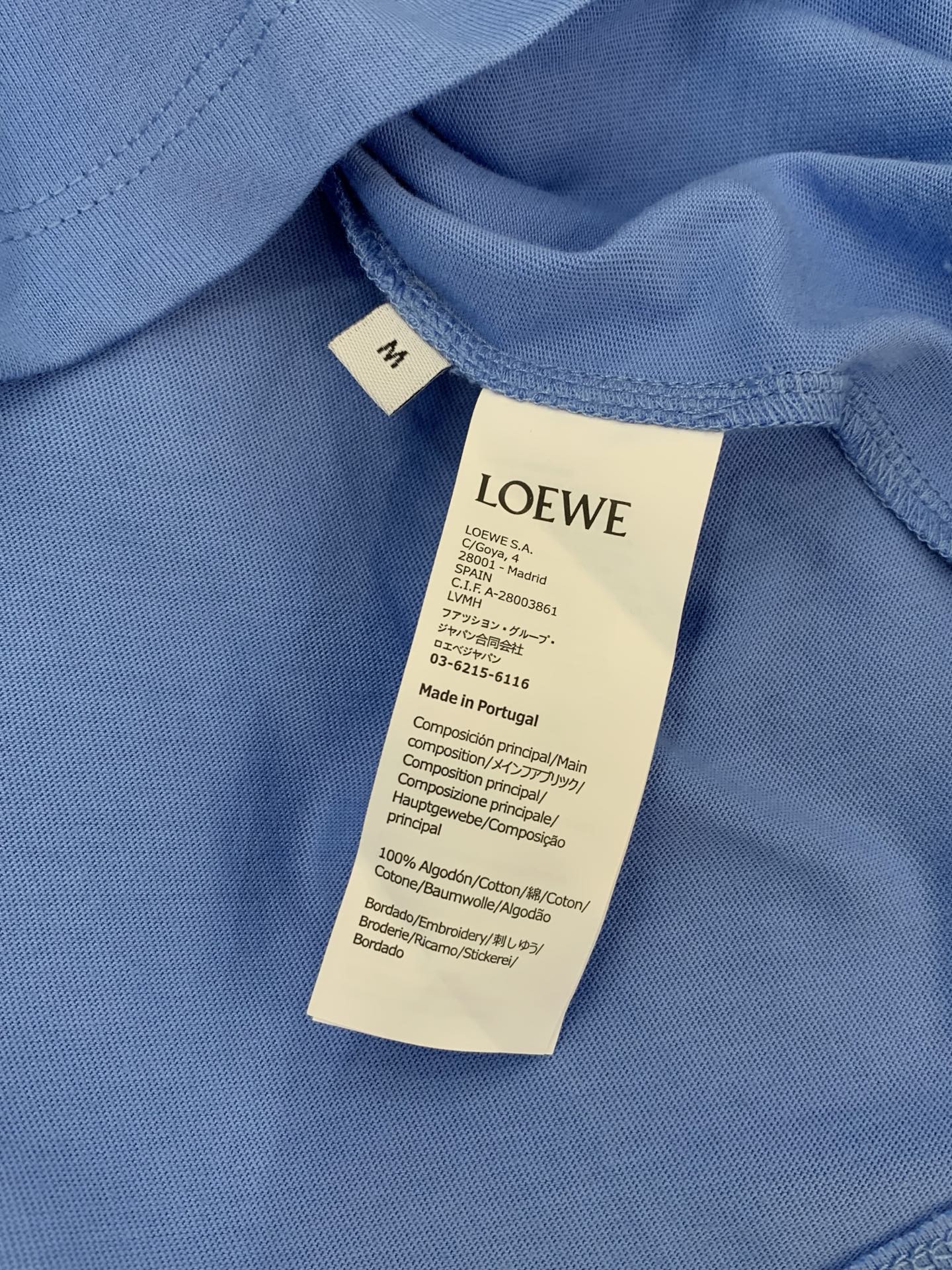 ，Loewe 罗意威，2026夏季最新款，专柜同步有售，原单狠货，时尚休闲圆领短袖T恤，上身很有特点！吸