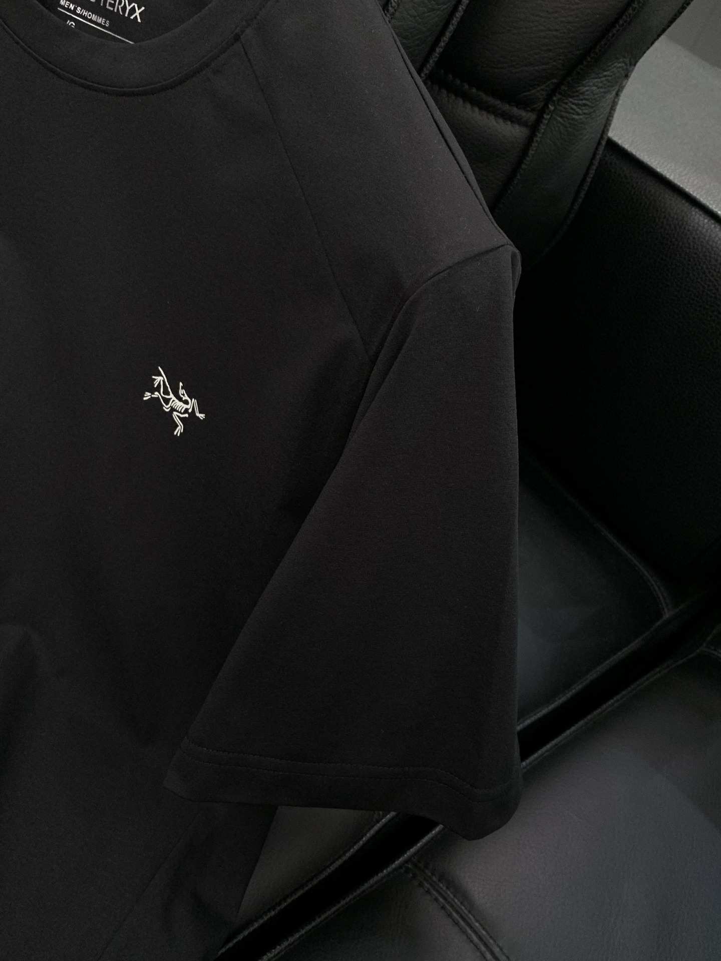 ，ARCTERYX 始祖鸟，2026夏季AW新品，时尚休闲圆领短袖T恤，专柜同步有售，原单狠货，进口原版