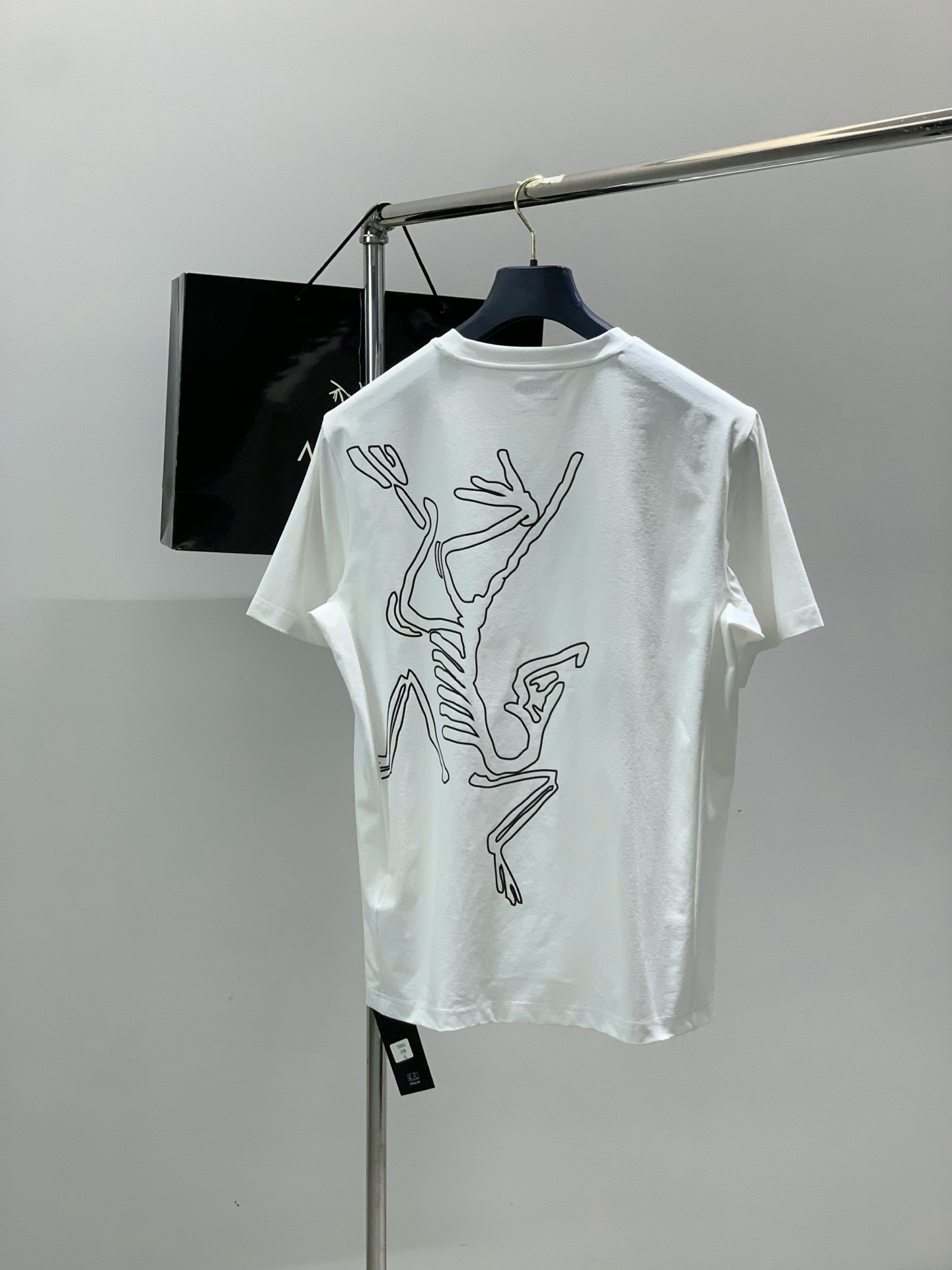 ，ARCTERYX 始祖鸟，2026夏季AW新品，时尚休闲圆领短袖T恤，专柜同步有售，原单狠货，进口原版
