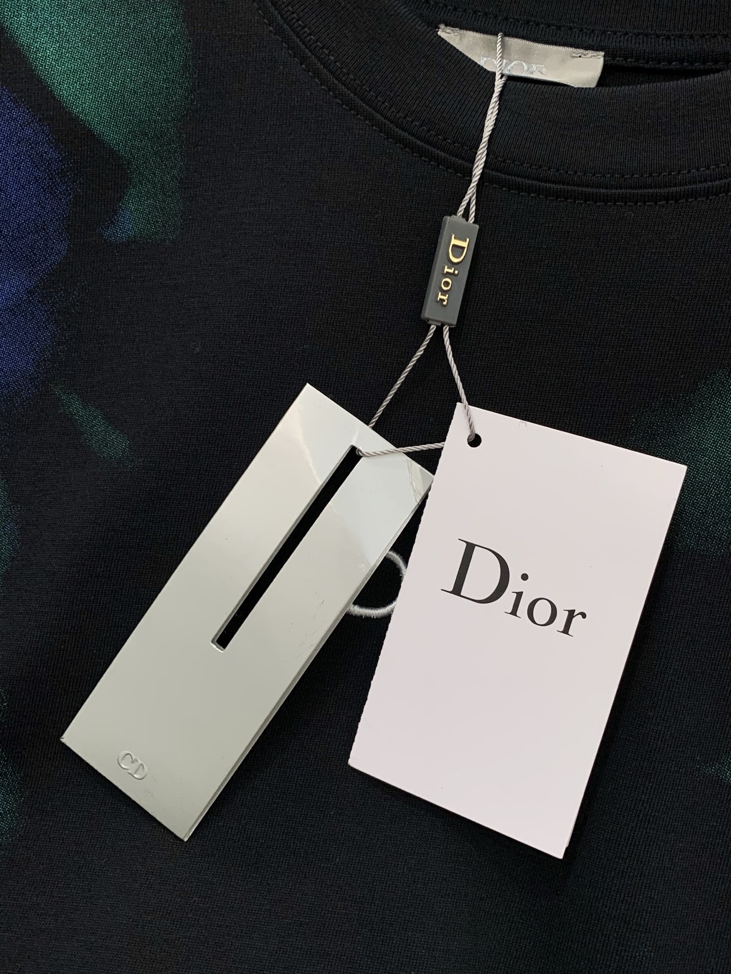 一套，Dior 迪奥， 2026夏季新品，专柜同步有售，简约时尚休闲套装，原版进口面料，舒适透气，顶级刺