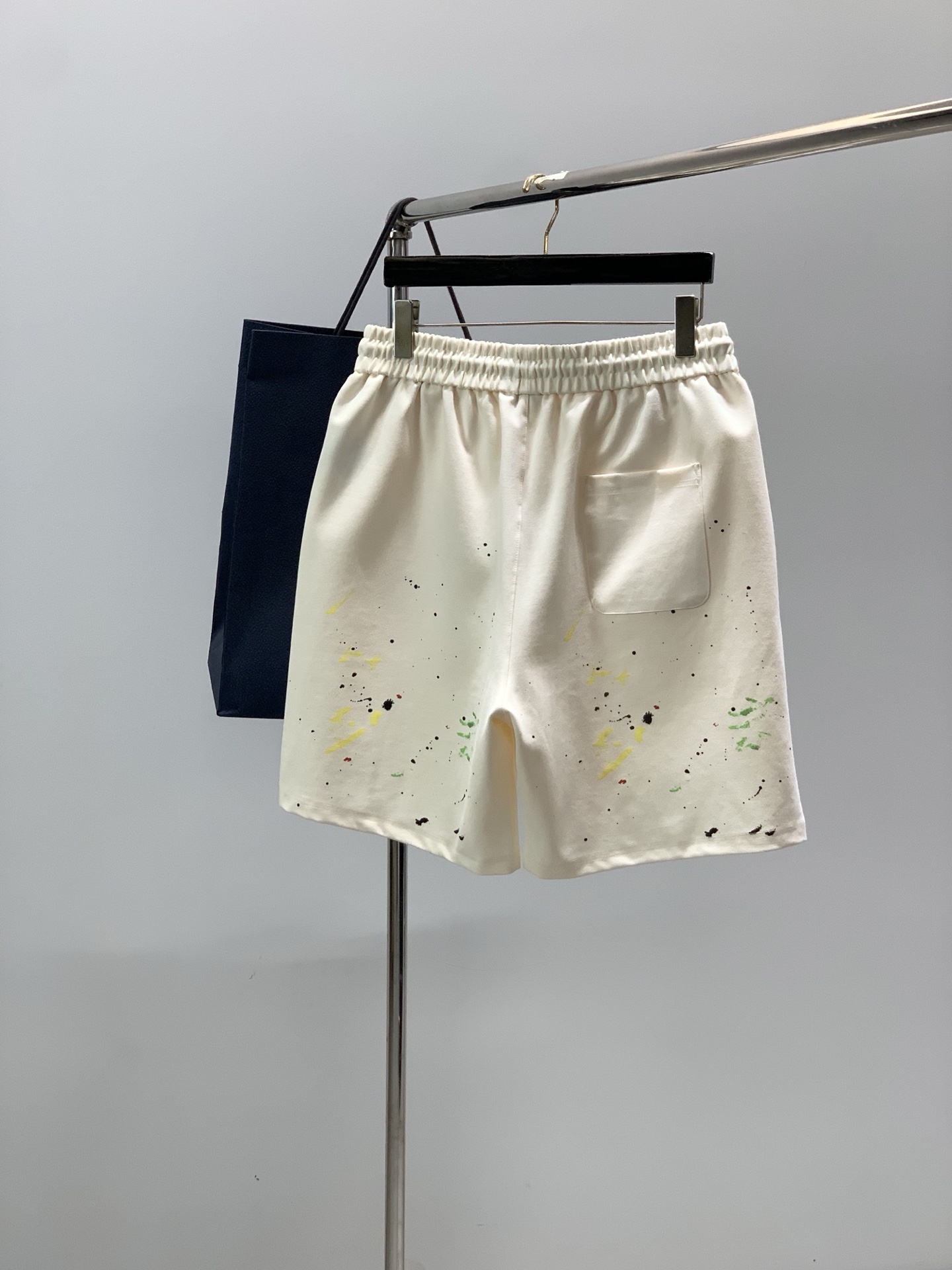 ，Dior 迪奥， 2026夏季新品，专柜同步有售，简约时尚休闲短裤，原版进口面料，舒适透气，顶级刺绣🪡