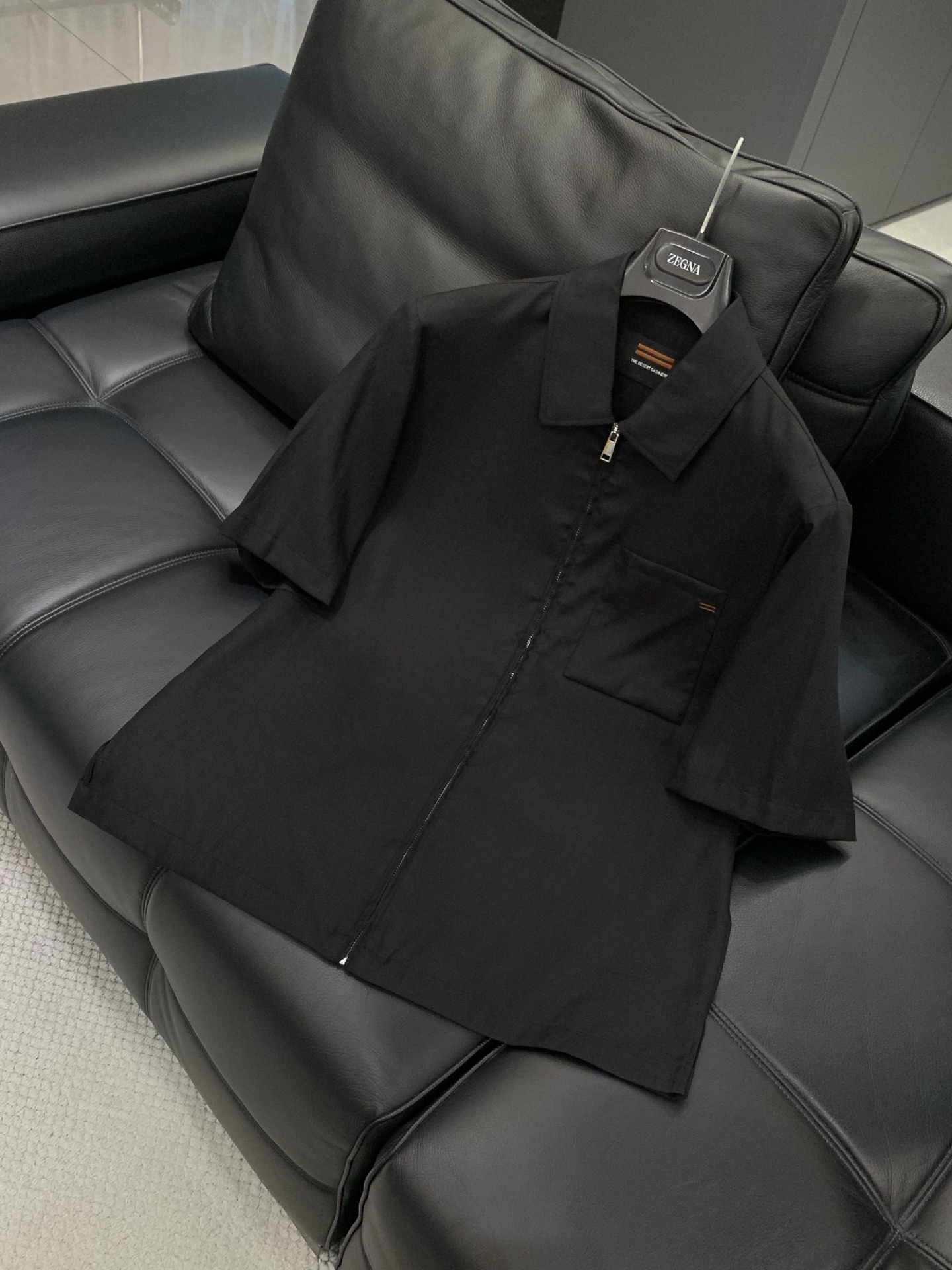 一套，杰尼亚 Zegna，2026夏季最新品，专柜同步有售，原单狠货，时尚休闲套装，采用进口原版棉麻面料