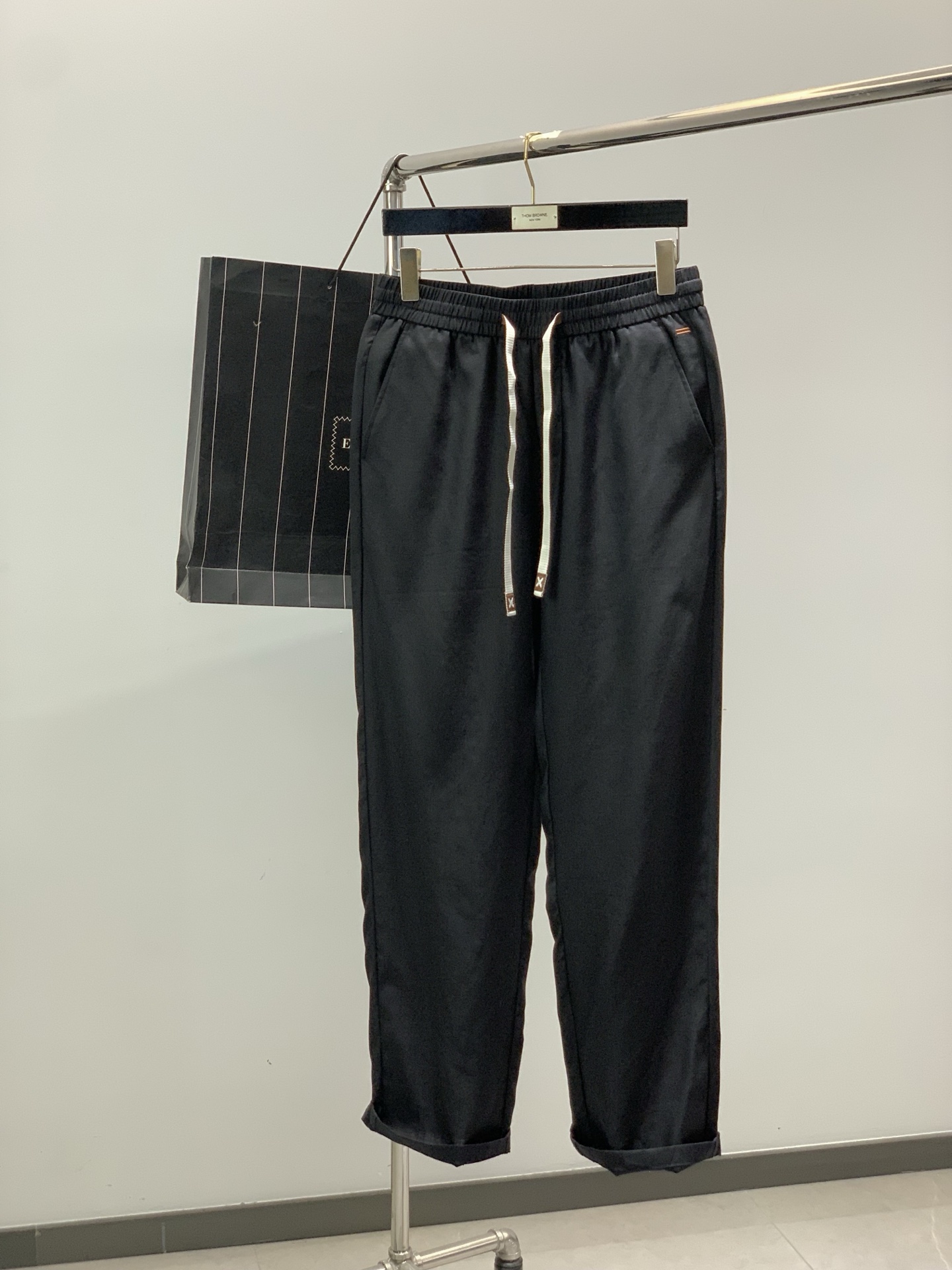 一套，杰尼亚 Zegna，2026夏季最新品，专柜同步有售，原单狠货，时尚休闲套装，采用进口原版棉麻面料
