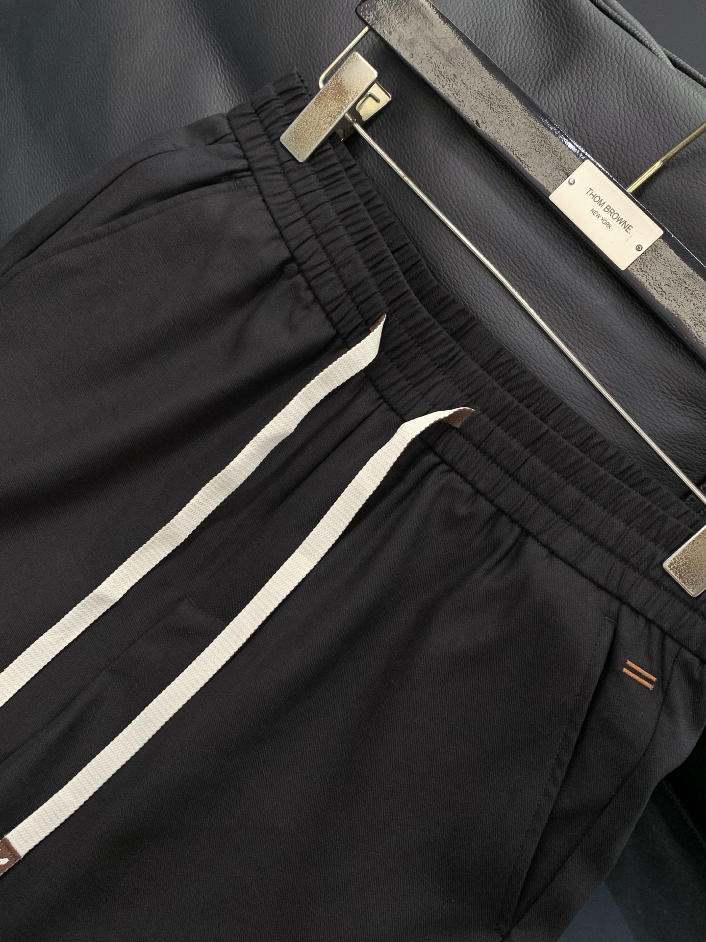 一套，杰尼亚 Zegna，2026夏季最新品，专柜同步有售，原单狠货，时尚休闲套装，采用进口原版棉麻面料