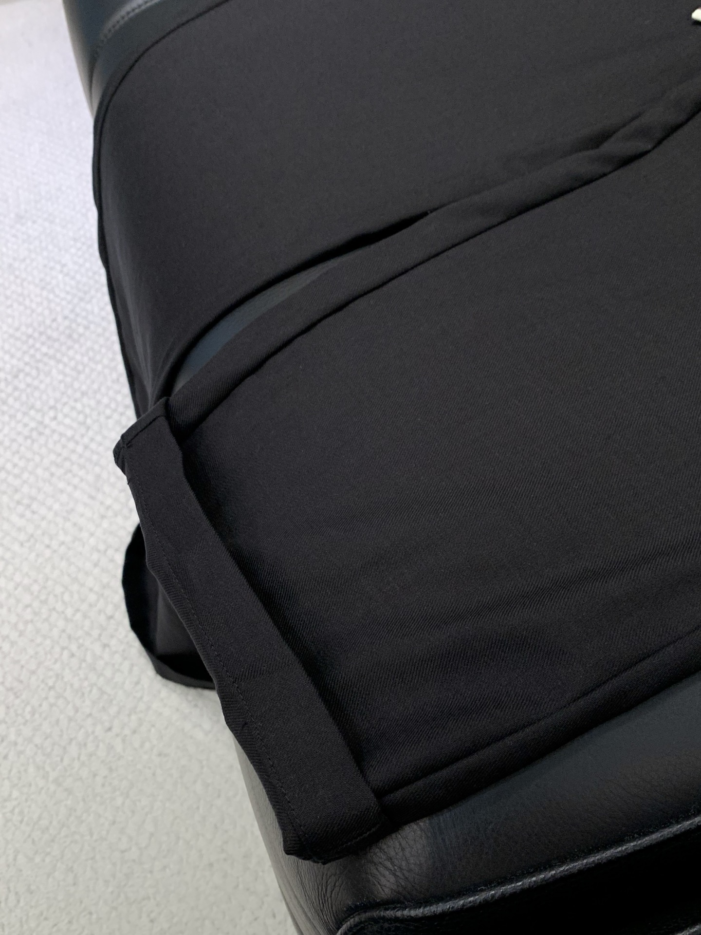 一套，杰尼亚 Zegna，2026夏季最新品，专柜同步有售，原单狠货，时尚休闲套装，采用进口原版棉麻面料