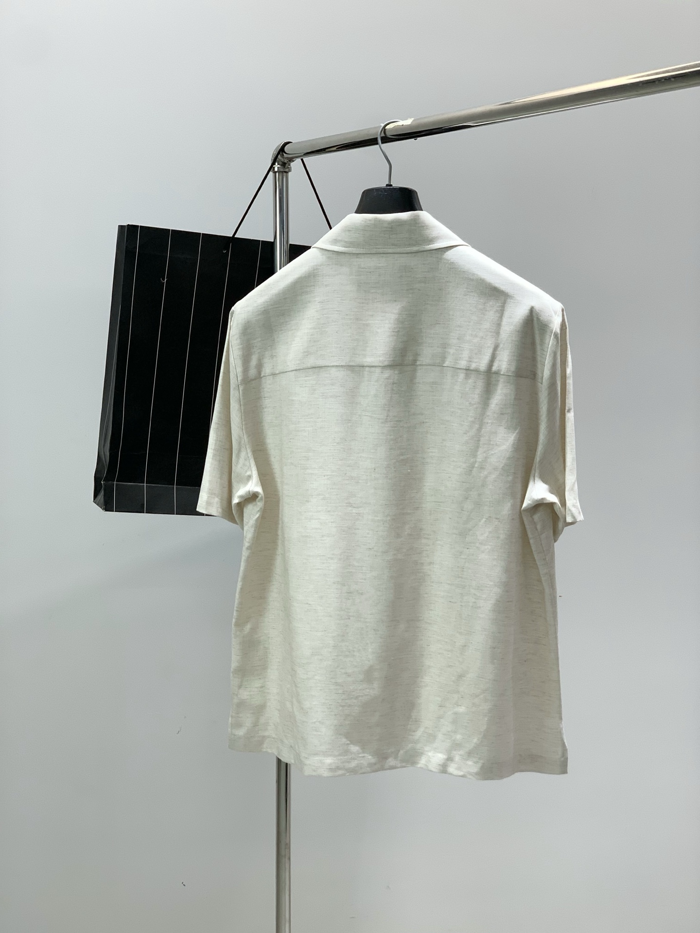 一套，杰尼亚 Zegna，2026夏季最新品，专柜同步有售，原单狠货，时尚休闲套装，采用进口原版棉麻面料