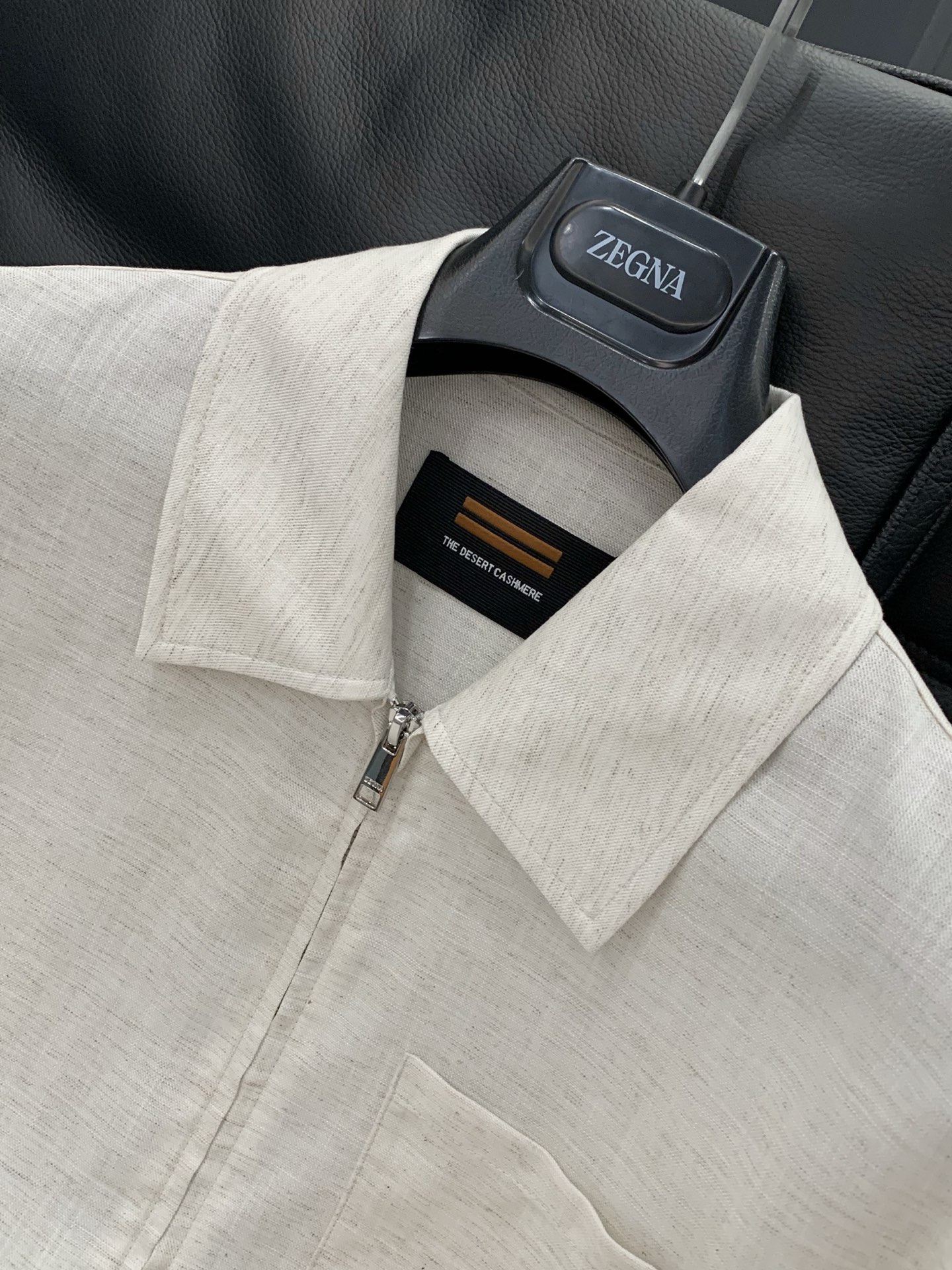 一套，杰尼亚 Zegna，2026夏季最新品，专柜同步有售，原单狠货，时尚休闲套装，采用进口原版棉麻面料