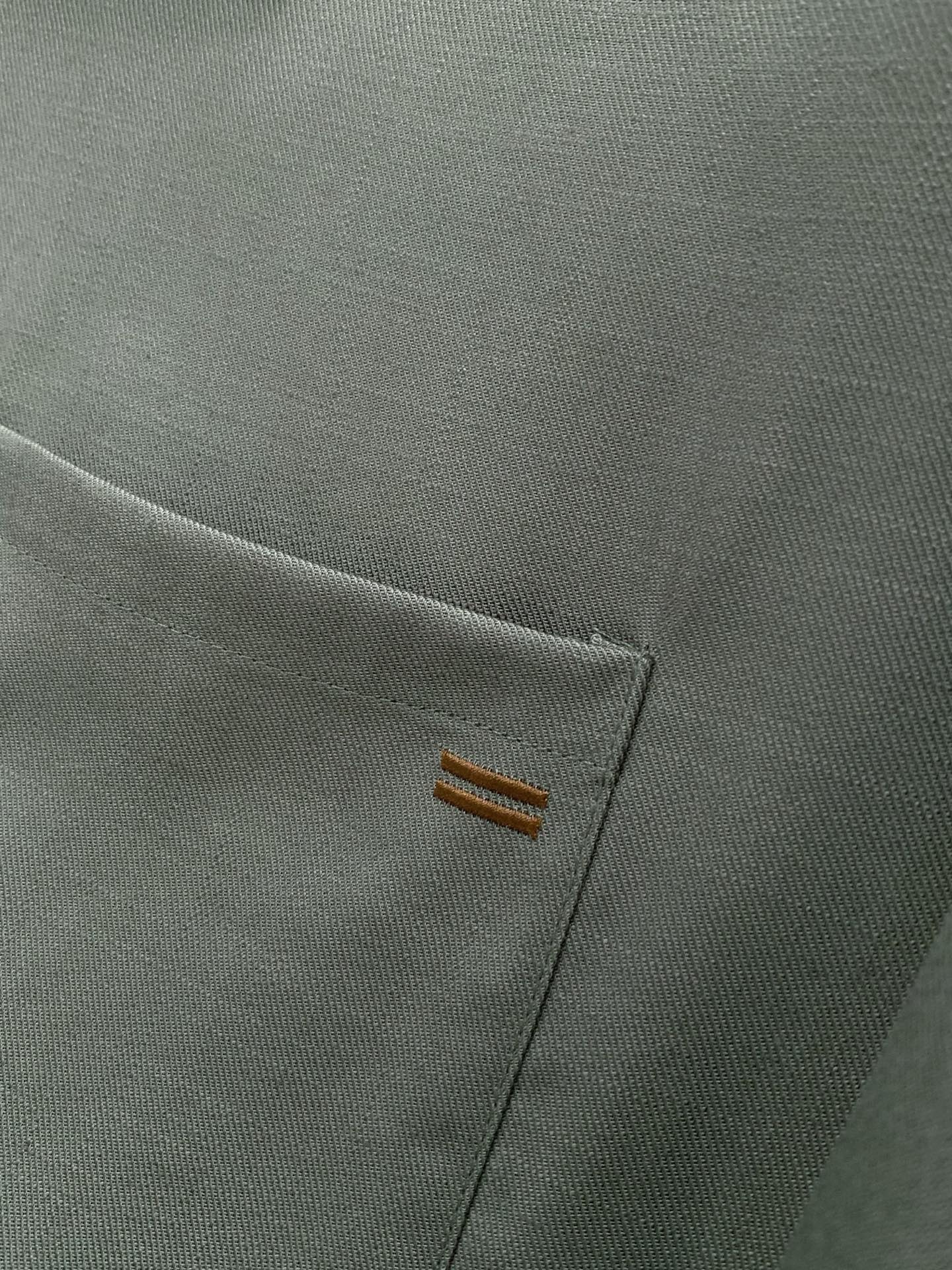一套，杰尼亚 Zegna，2026夏季最新品，专柜同步有售，原单狠货，时尚休闲套装，采用进口原版棉麻面料
