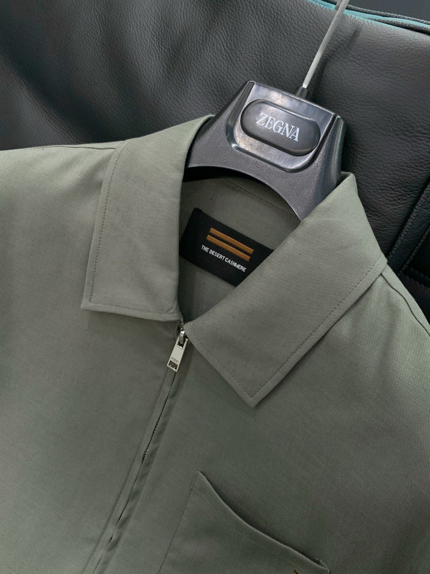 一套，杰尼亚 Zegna，2026夏季最新品，专柜同步有售，原单狠货，时尚休闲套装，采用进口原版棉麻面料