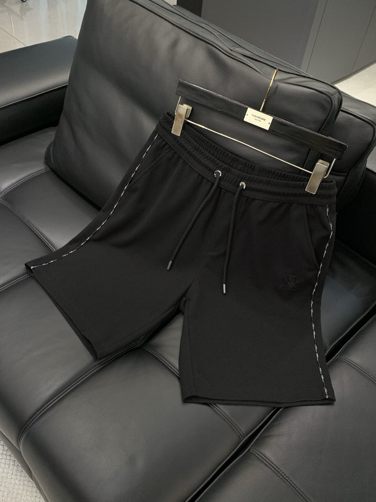 一套，Loro piana(Loro Piana )，2026夏季最新品，专柜同步有售，原单狠货，时尚休