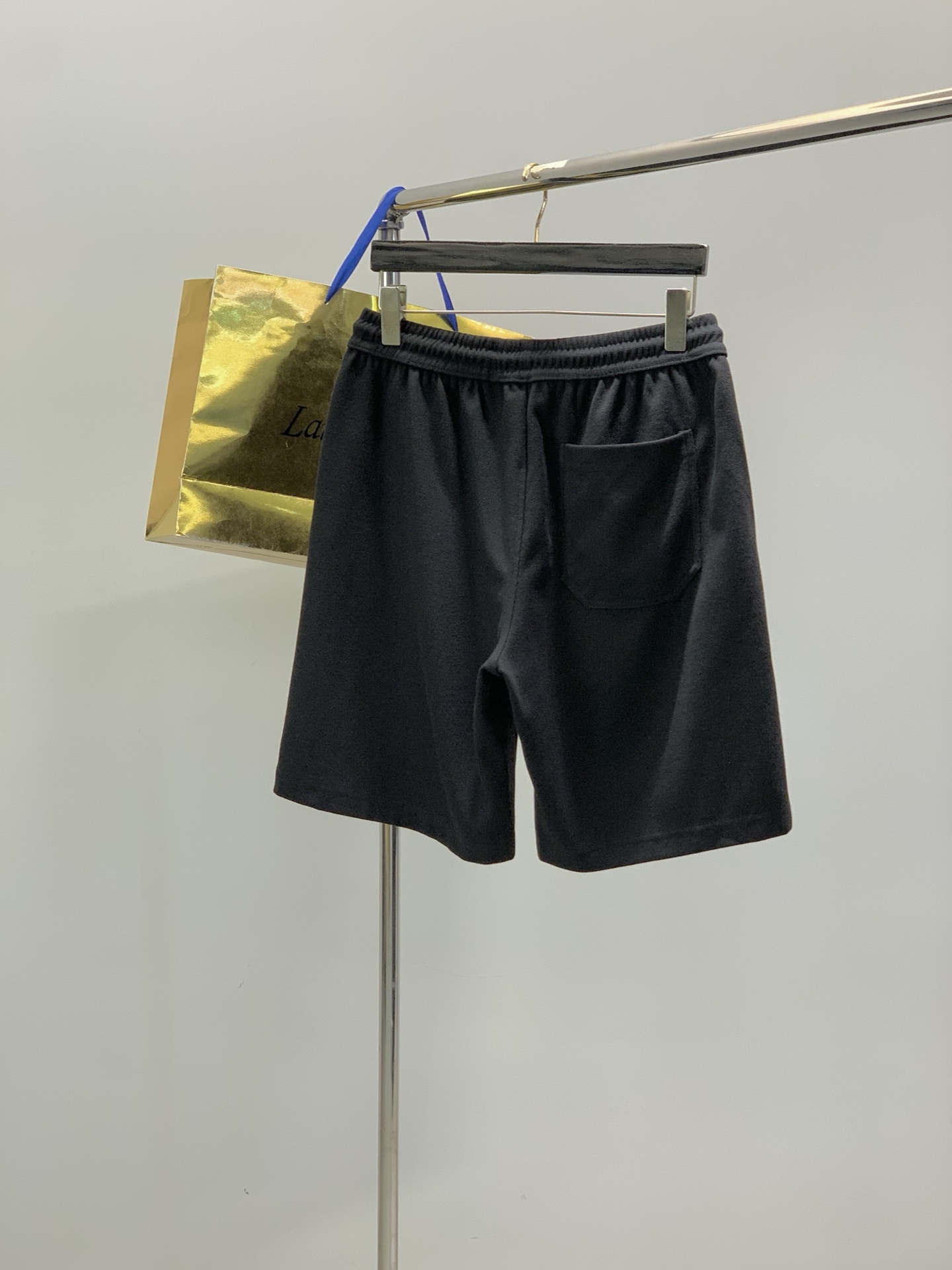 一套，Loro piana(Loro Piana )，2026夏季最新品，专柜同步有售，原单狠货，时尚休