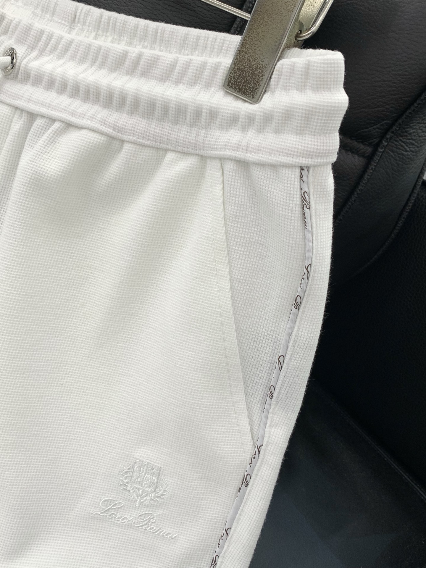 一套，Loro piana(Loro Piana )，2026夏季最新品，专柜同步有售，原单狠货，时尚休
