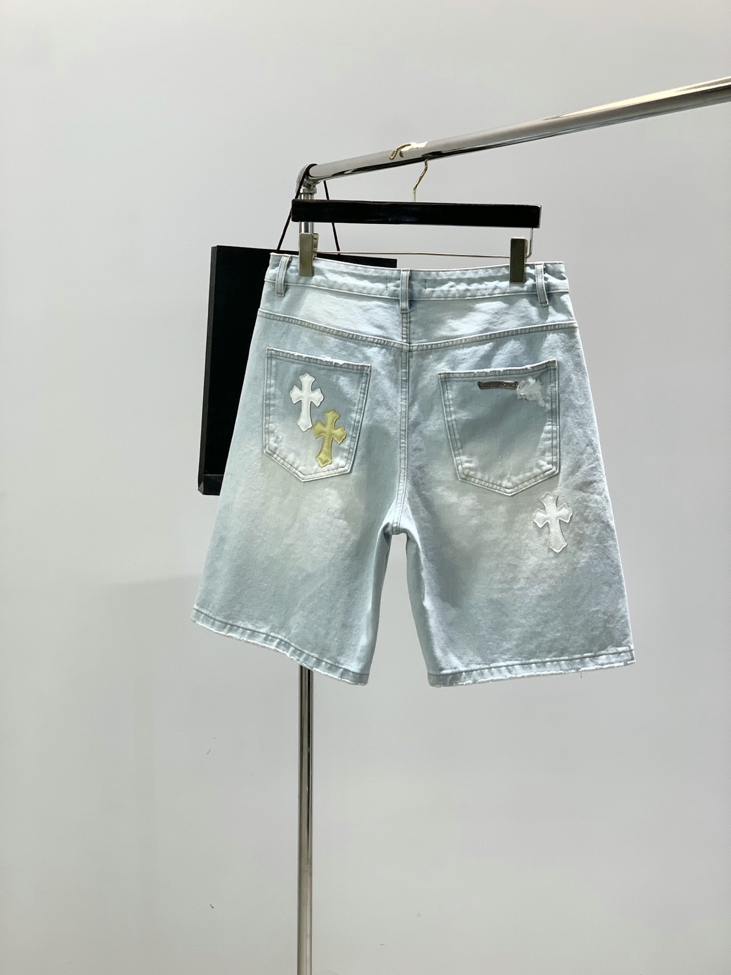 Chrome Hearts 克罗心牛仔短裤 牛仔短裤 ，男女同款式材质 牛仔布 尺码M-2XL