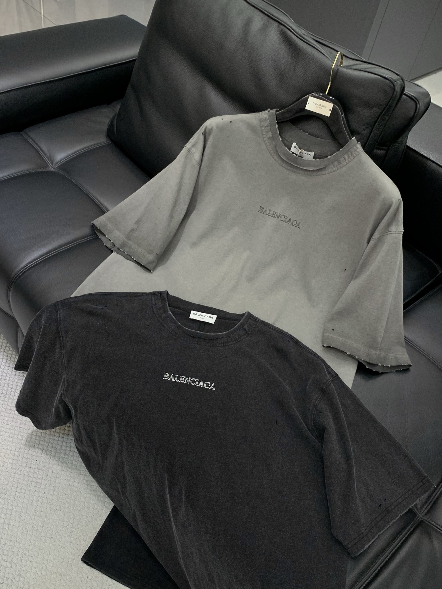 Balenciaga 巴黎世家，2026夏季最新款，专柜同步有售，原单狠货，爆款时尚休闲圆领短袖T恤，进